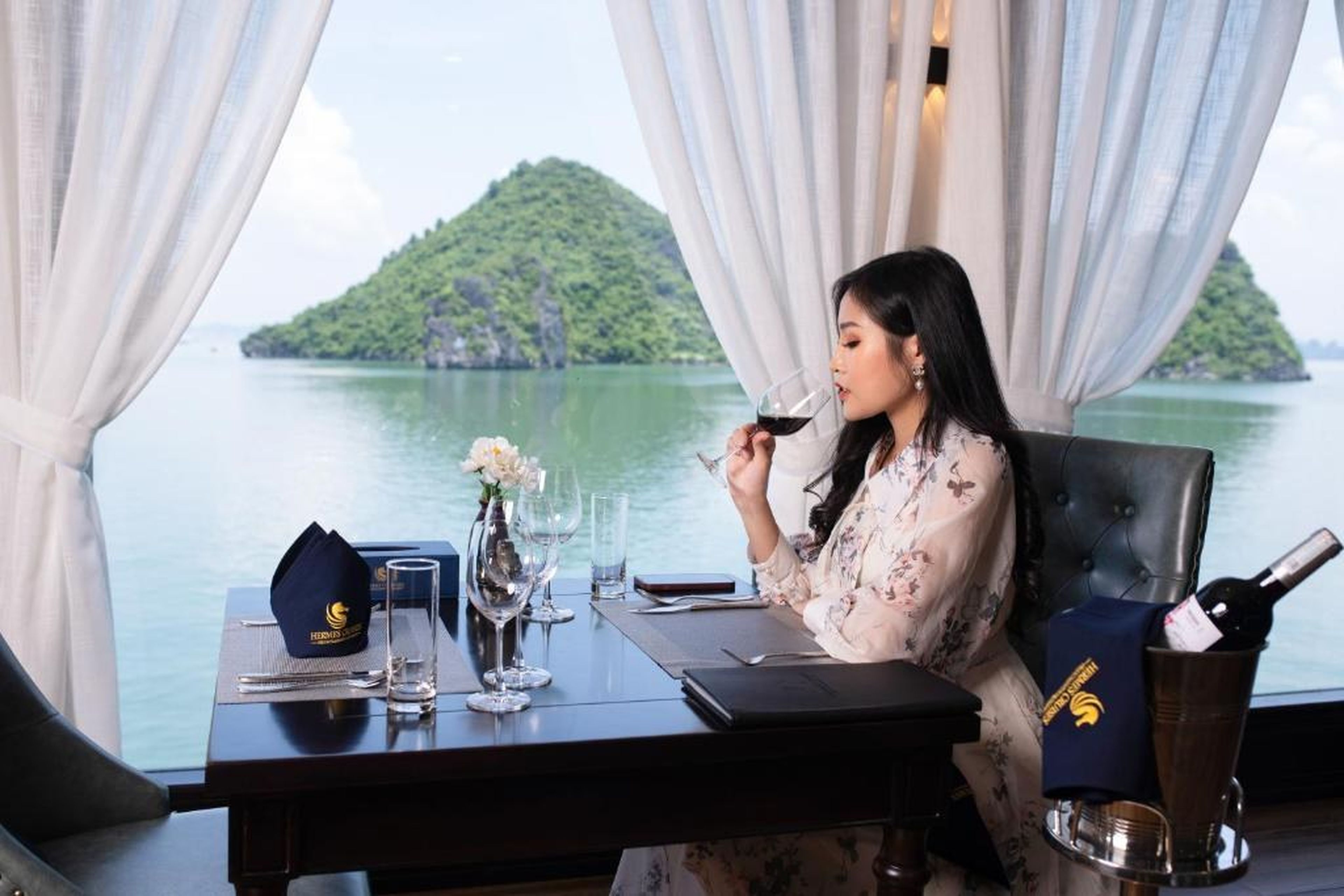 Hermes Cruises - Hình 50