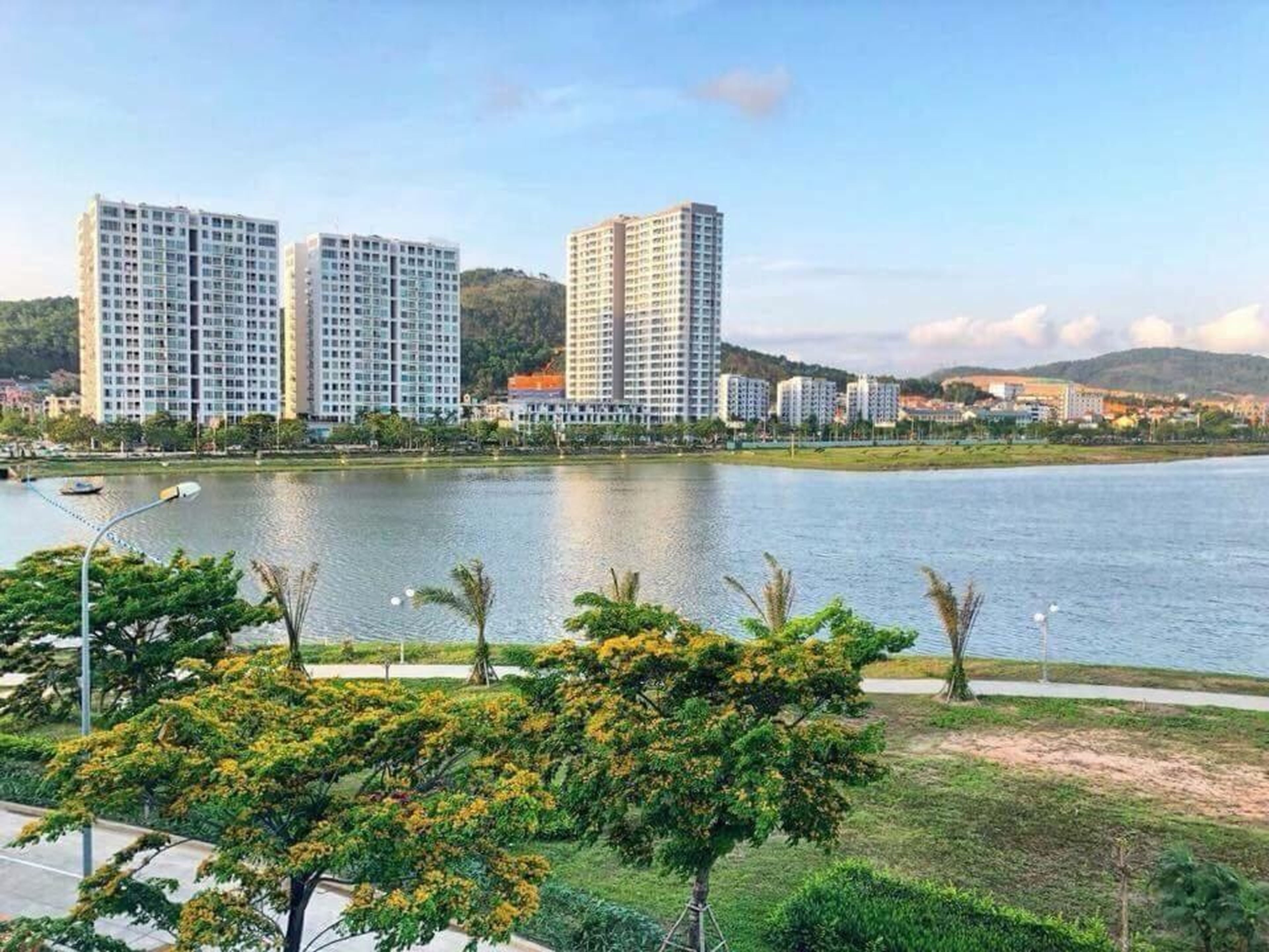 Angela House Halong - Hình 49