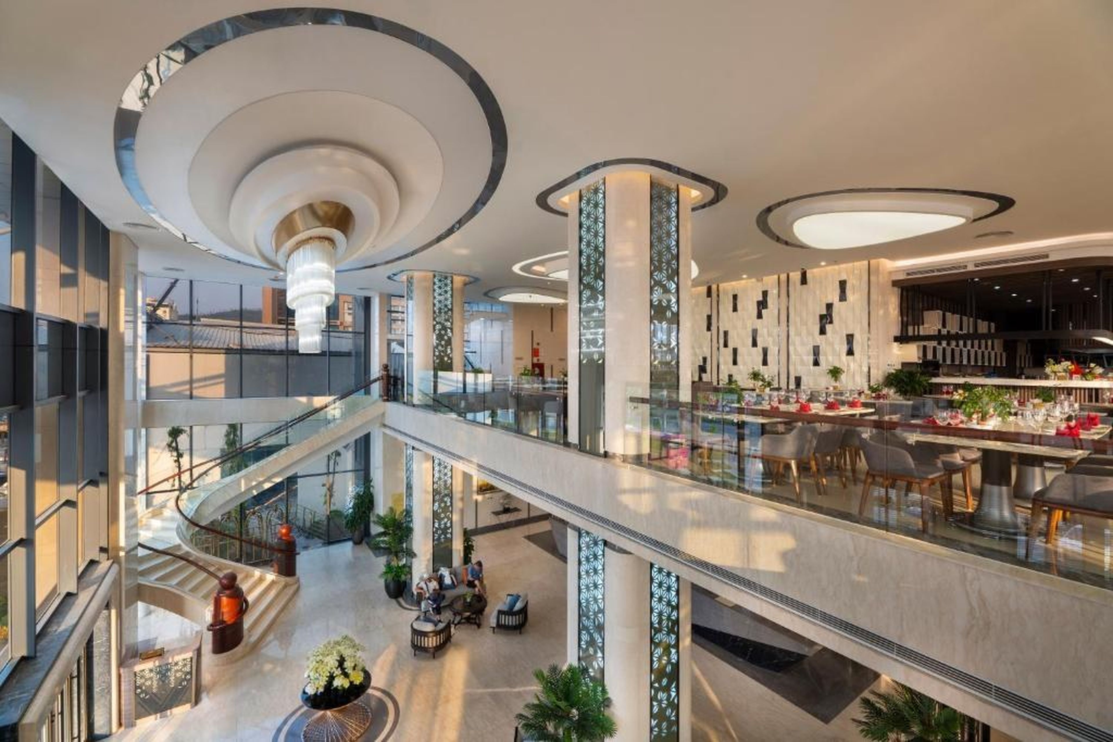 DeLaSea Ha Long Hotel - Modern Bayview Escape - Hình 46