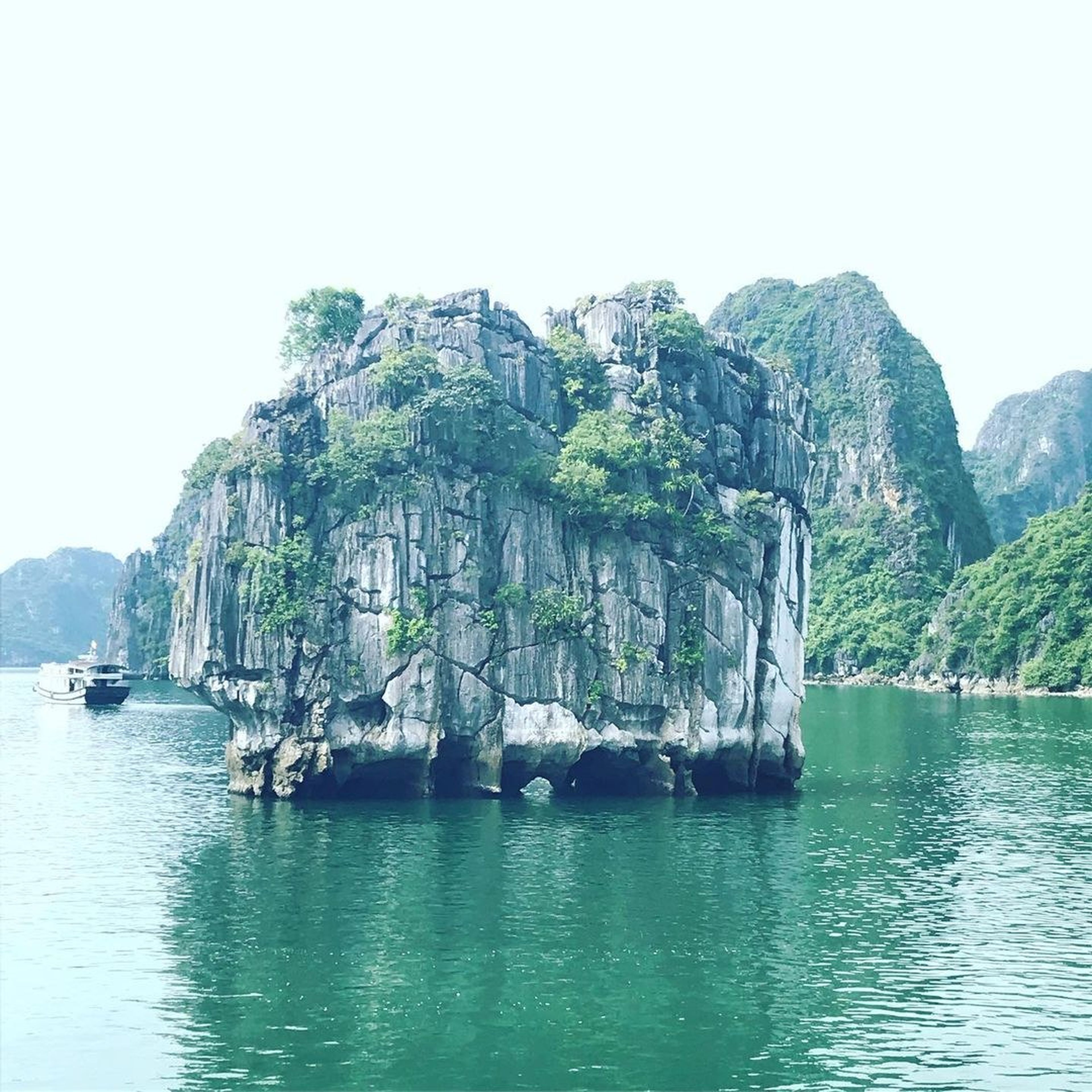 Tour miền Bắc 5N4Đ ưu đãi cực khủng dịp lễ 30/4 - Hình 37