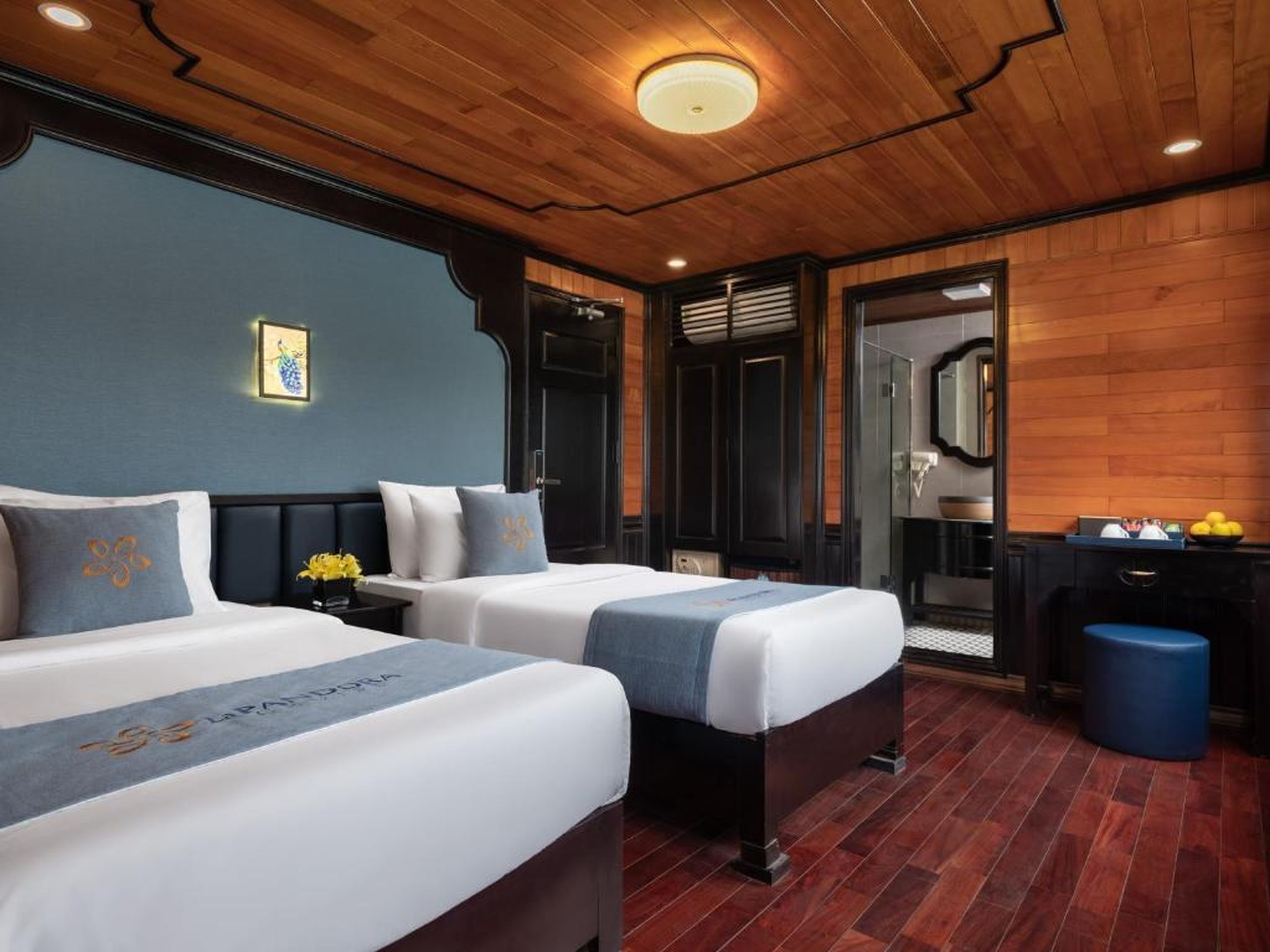 La Pandora Boutique Cruises - Hình 16