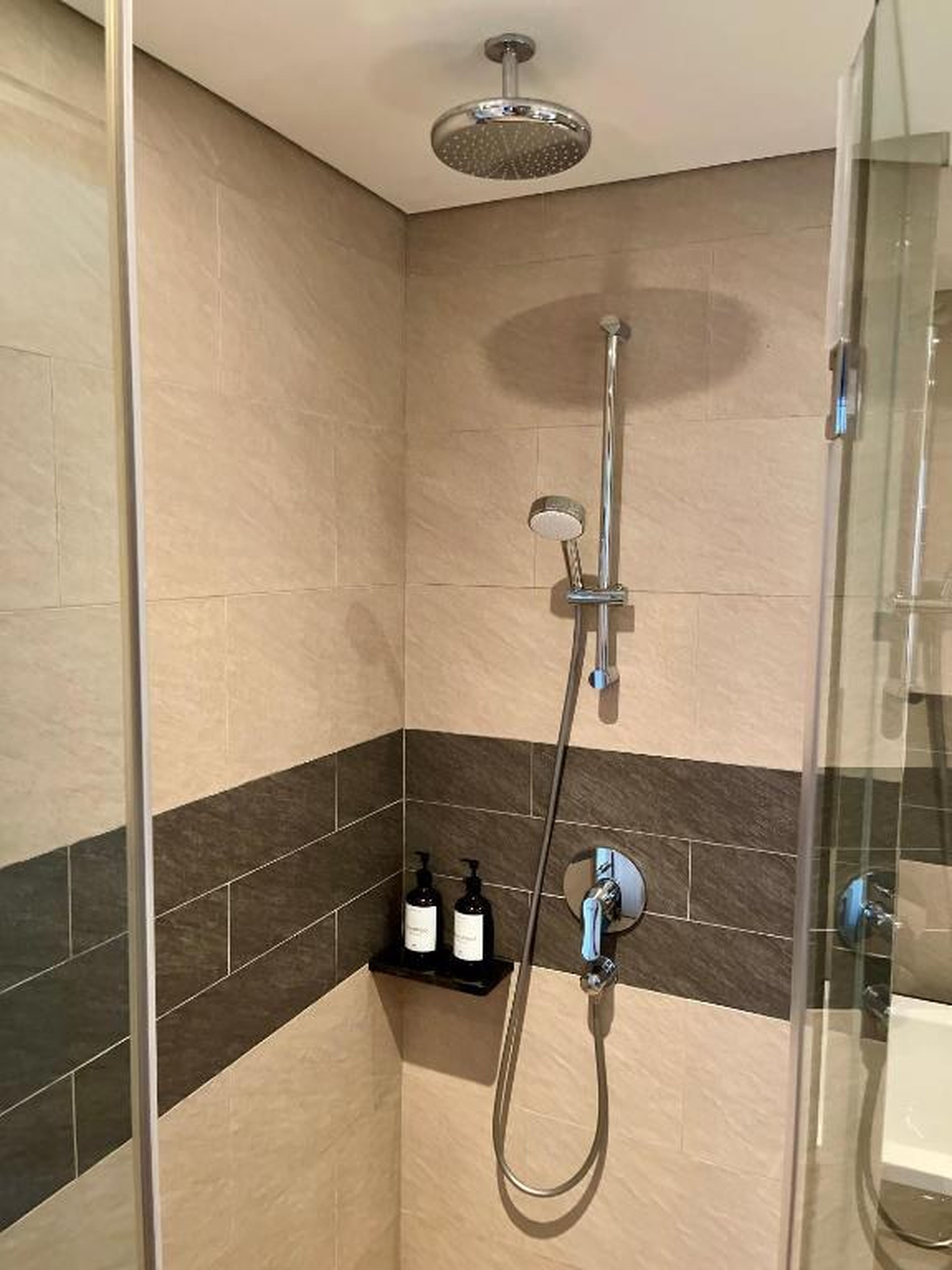Marina Suite Residence Halong - Hình 35