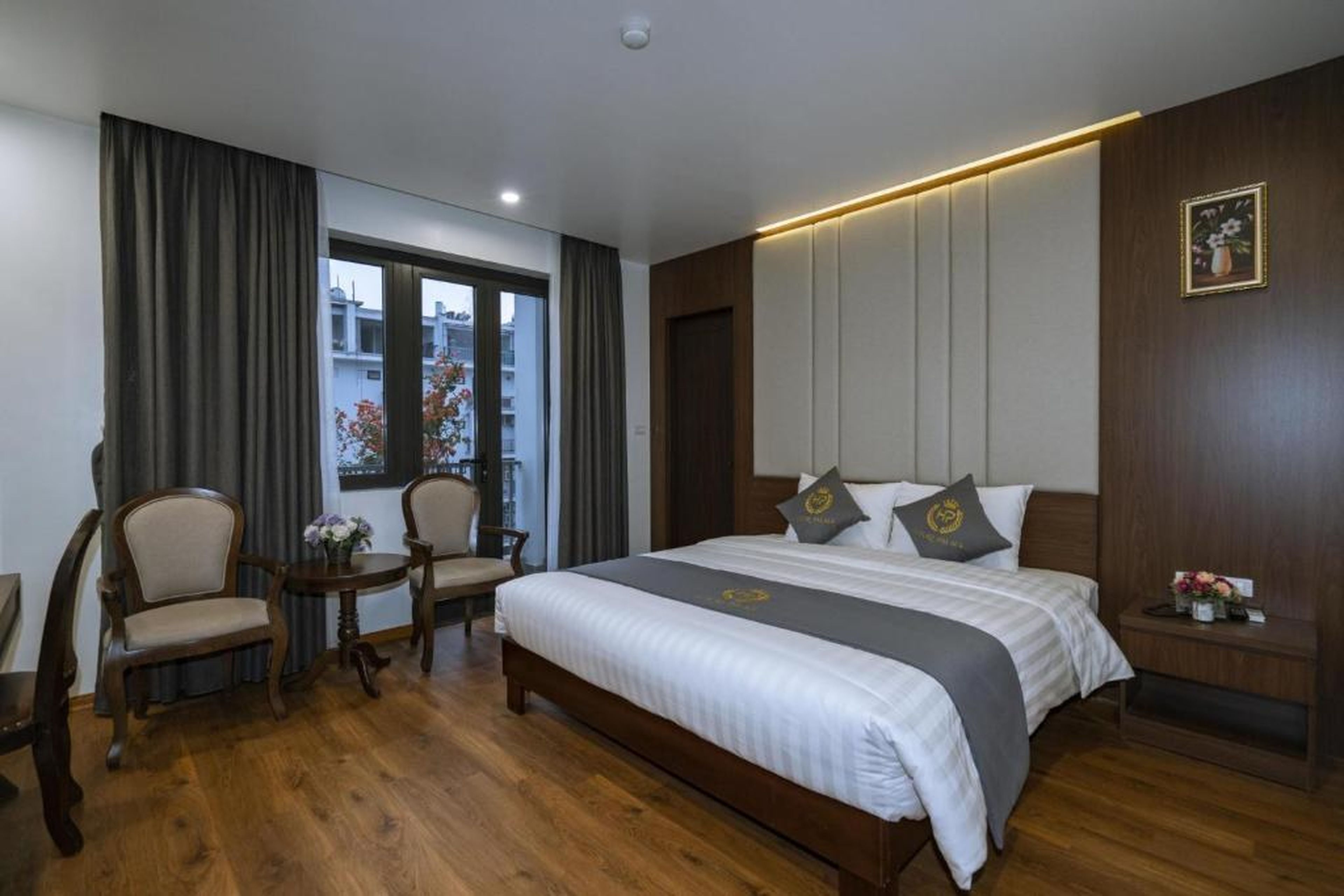 Luxury Palace Hotel - Hình 12