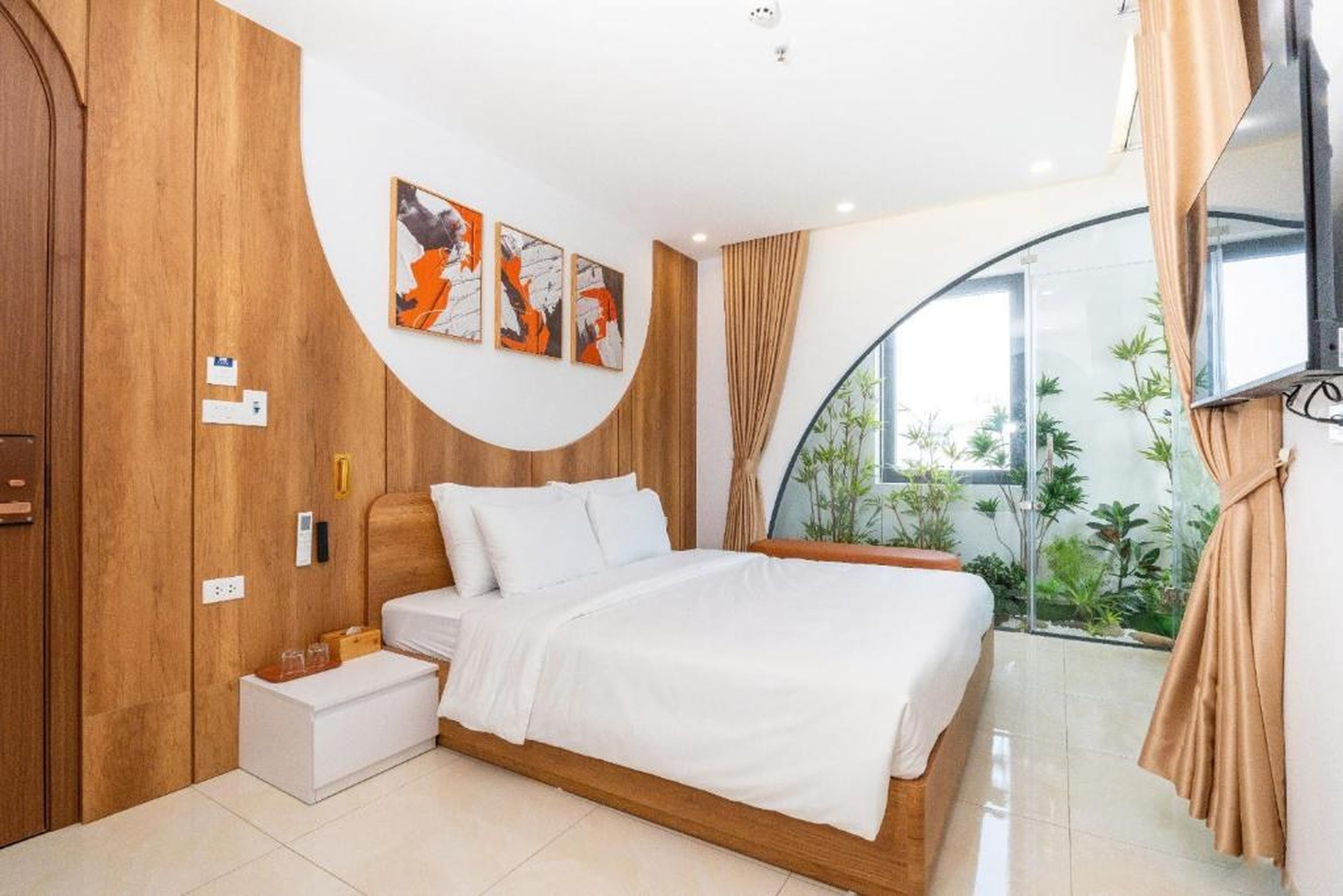 Azure Bay Hotel - Hình 6