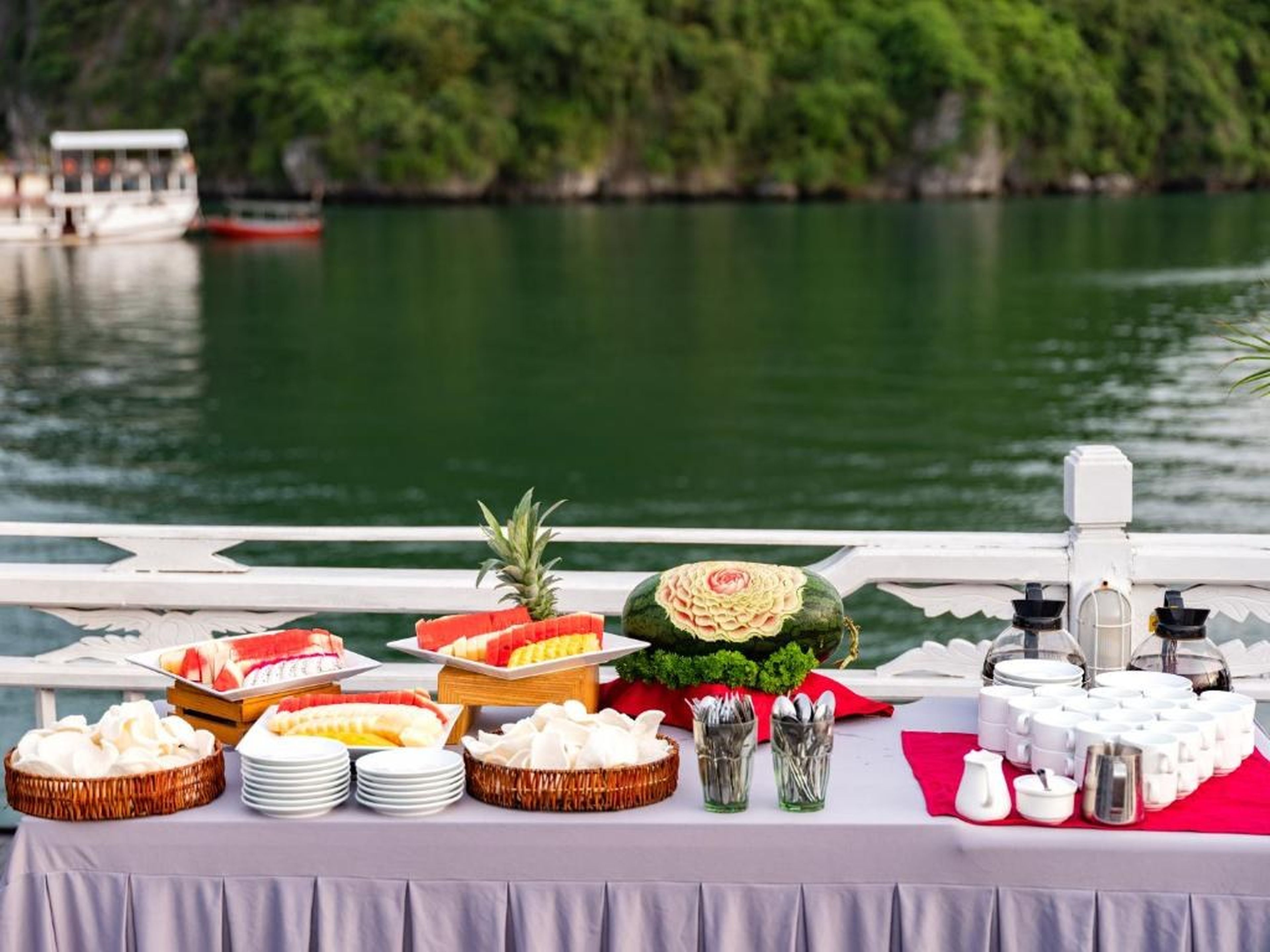 Amanda cruise 5 star ha long bay - Hình 15