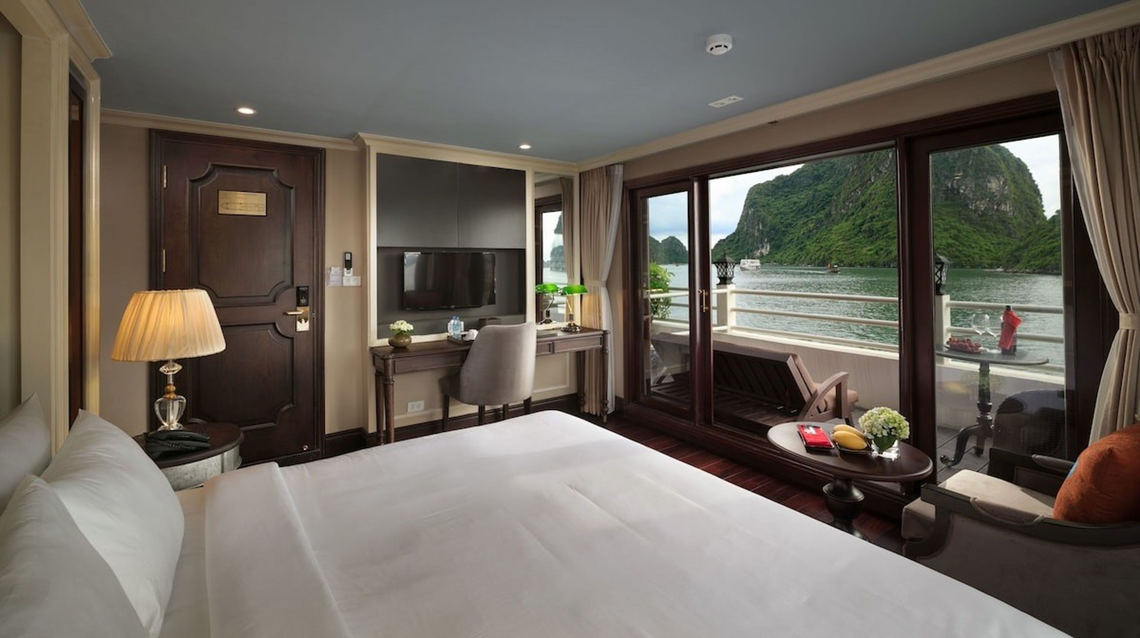 Drifting Through the Enchanting Ha Long Bay Aboard Athena Luxury Ha Long Cruise - Hình 9