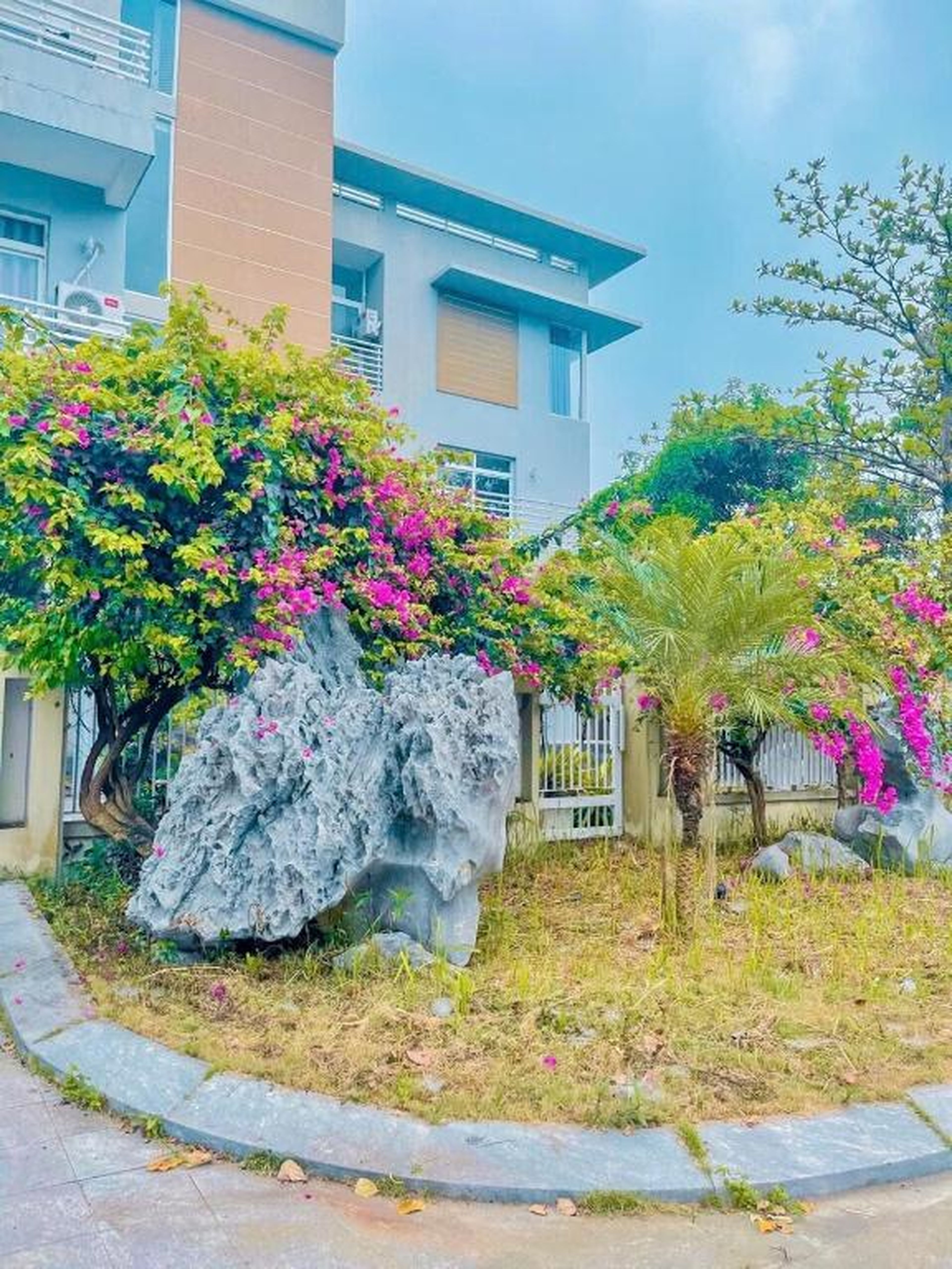 Chuỗi villa mặt biển Tuần Châu - Hạ Long 9 ngủ siêu rộng - sát biển - bể bơi - nướng BBQ - Hình 16