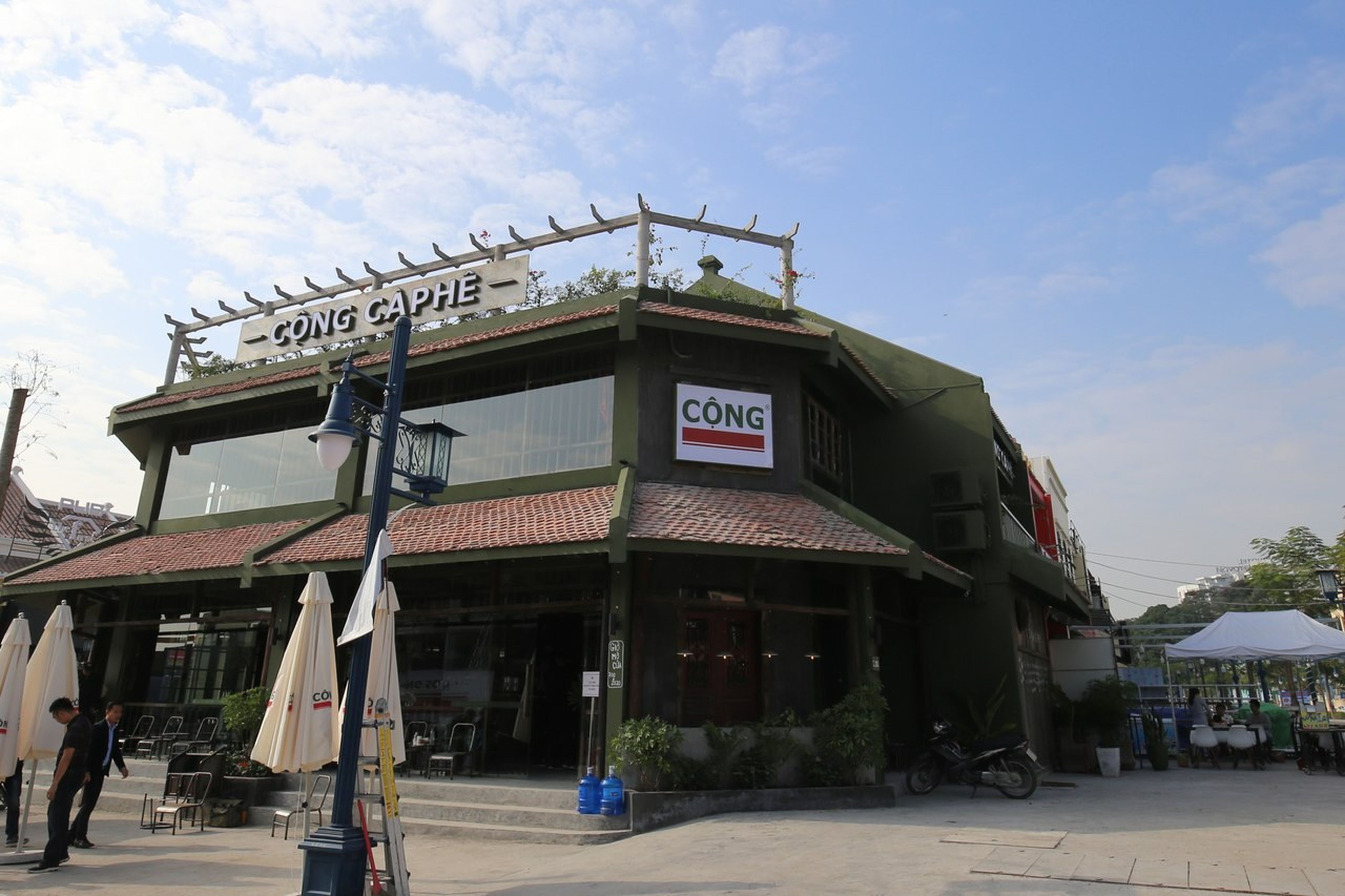 Top 8 Cafés in Ha Long with Stunning Instagrammable Corners - Hình 24