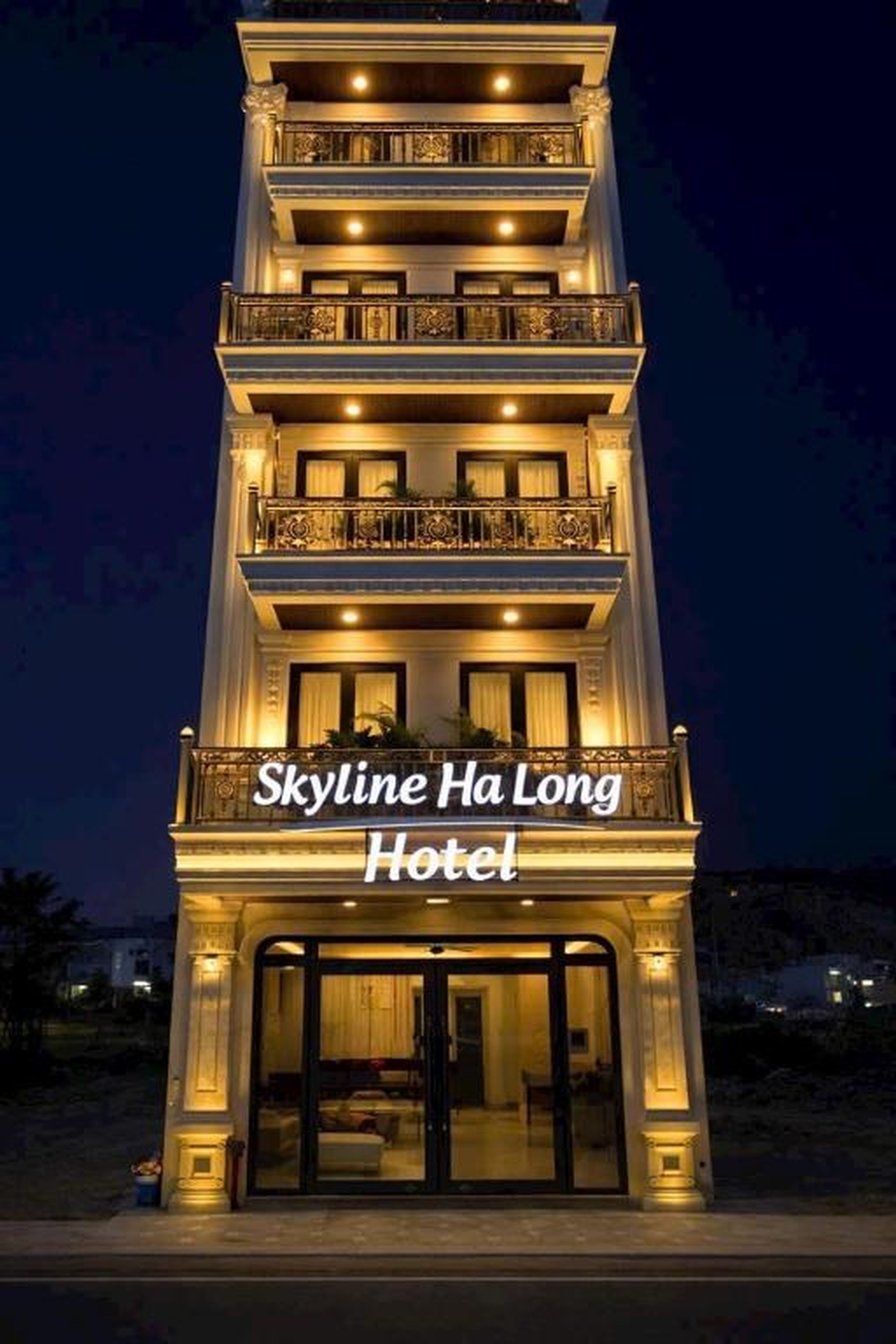 Skyline Halong Hotel - Hình 13
