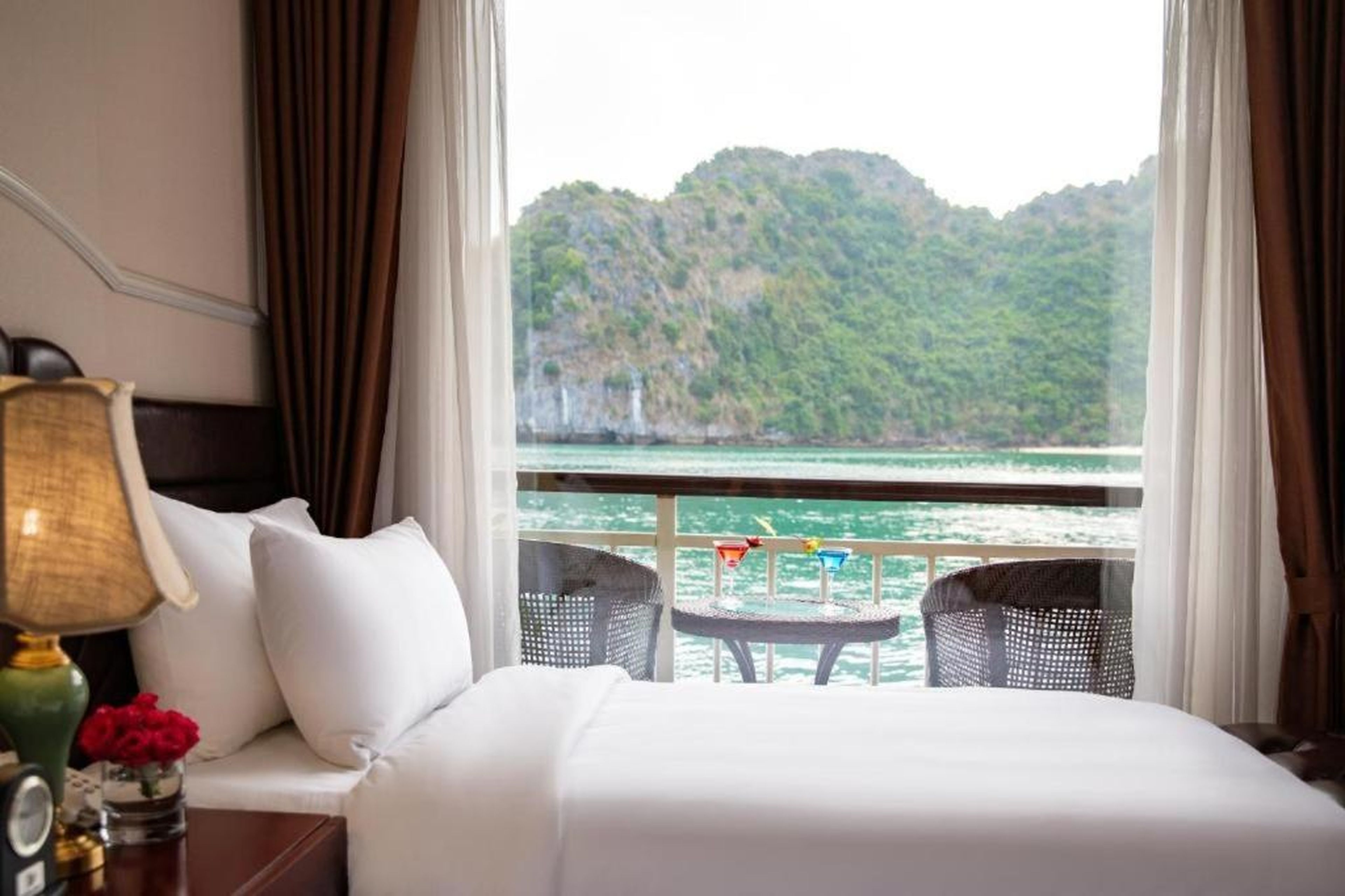 Cruise Lan Ha Bay 2 Day 1 Night pick-up from Hanoi - Hình 12