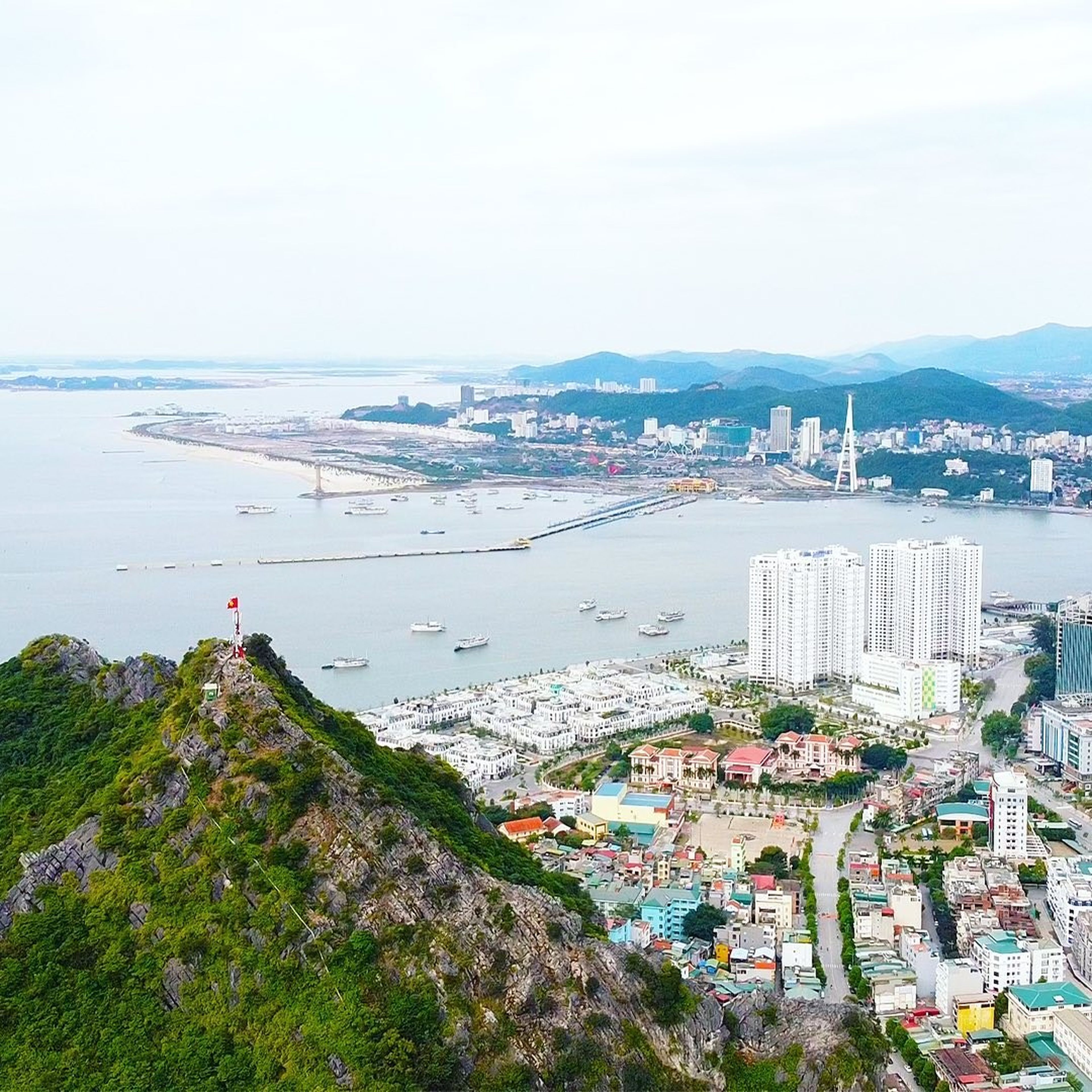 Núi Bài Thơ – Nơi ẩn chứa vẻ đẹp thi ca được thiên nhiên ban tặng - Hình 5