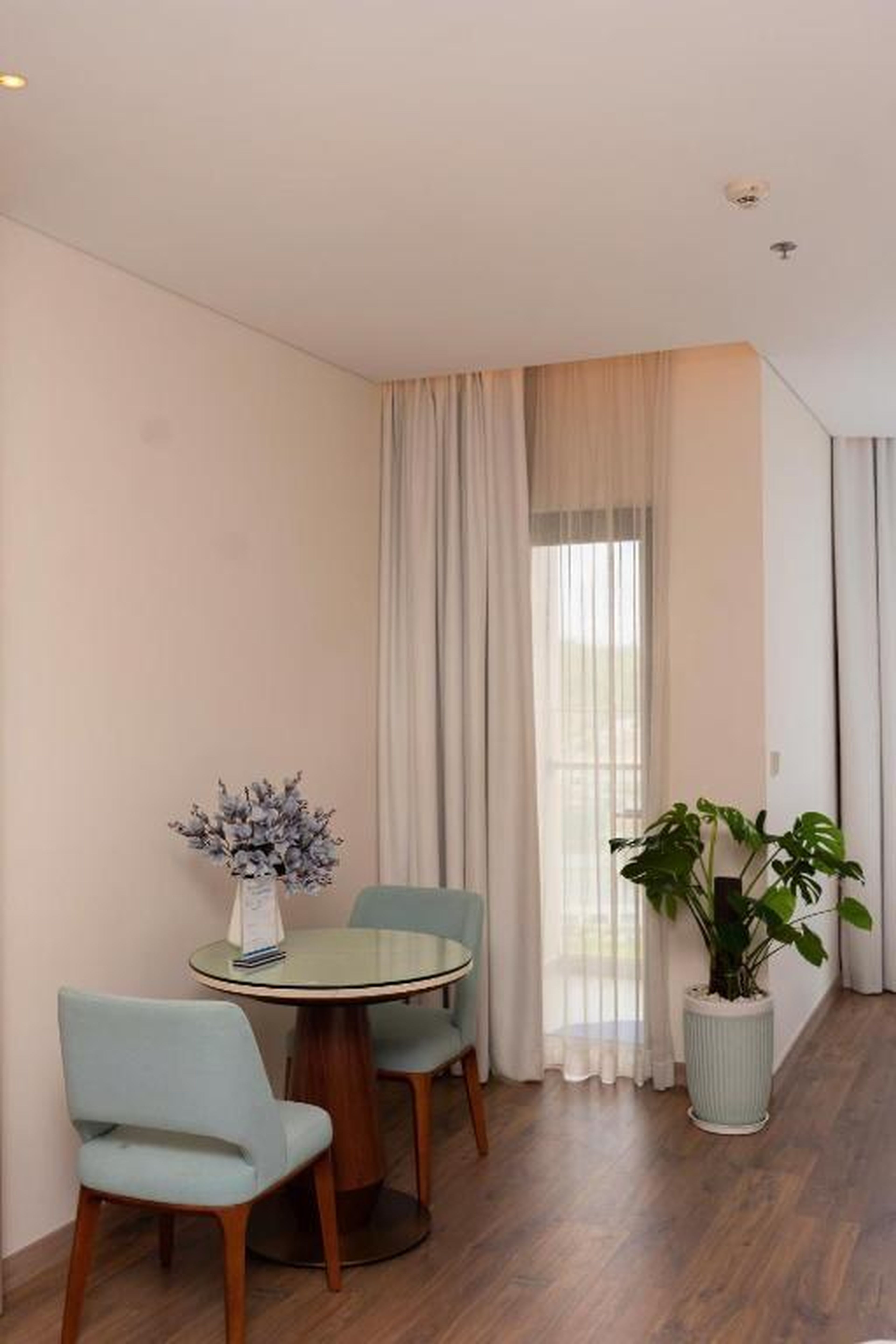 A La Carte Ha long Bay Apartment By JUNHOME - Hình 42