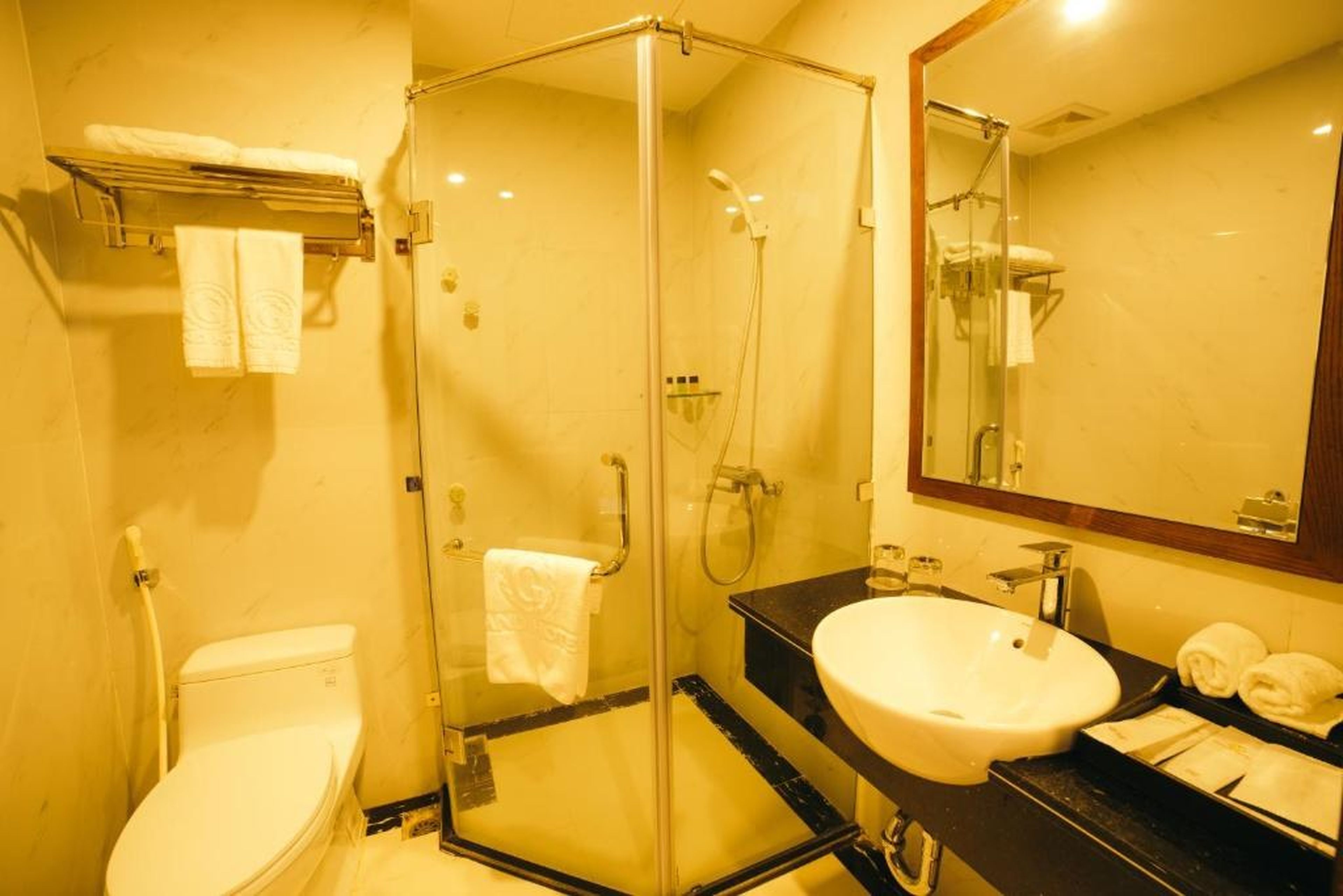 Grand Móng Cái Hotel - Hình 9