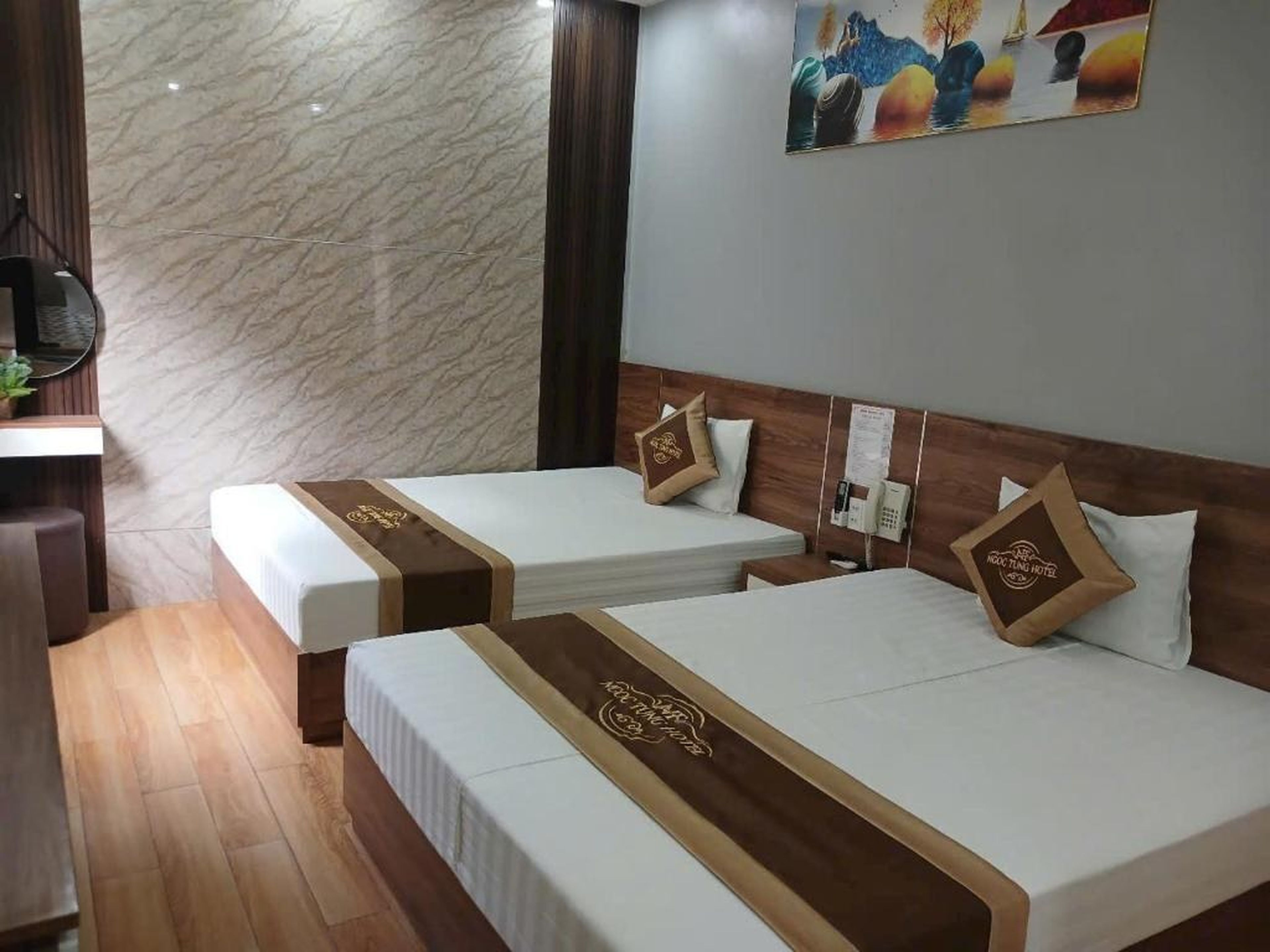 Ngọc Tùng Hotel - Hình 4