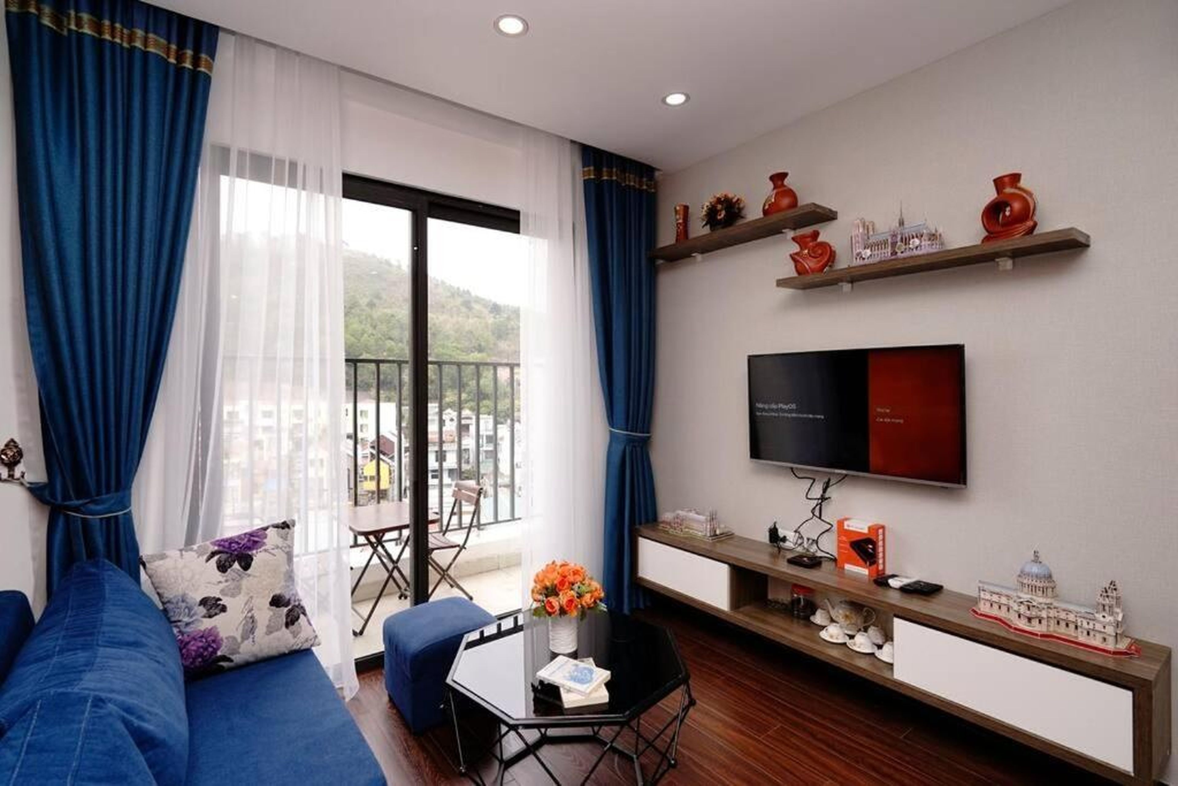 *Ha Long Homestay @ Sunrise Apartment- 4 BR - Hình 21