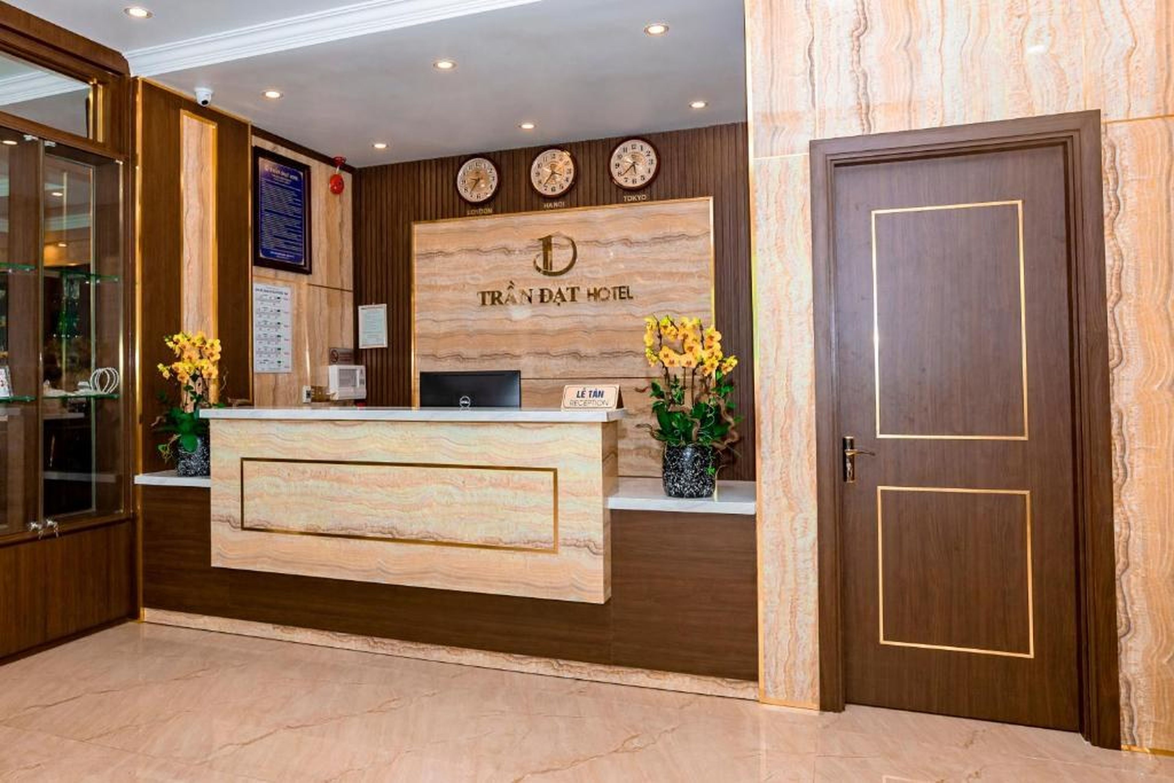 Trần Đạt Hotel - Hình 11