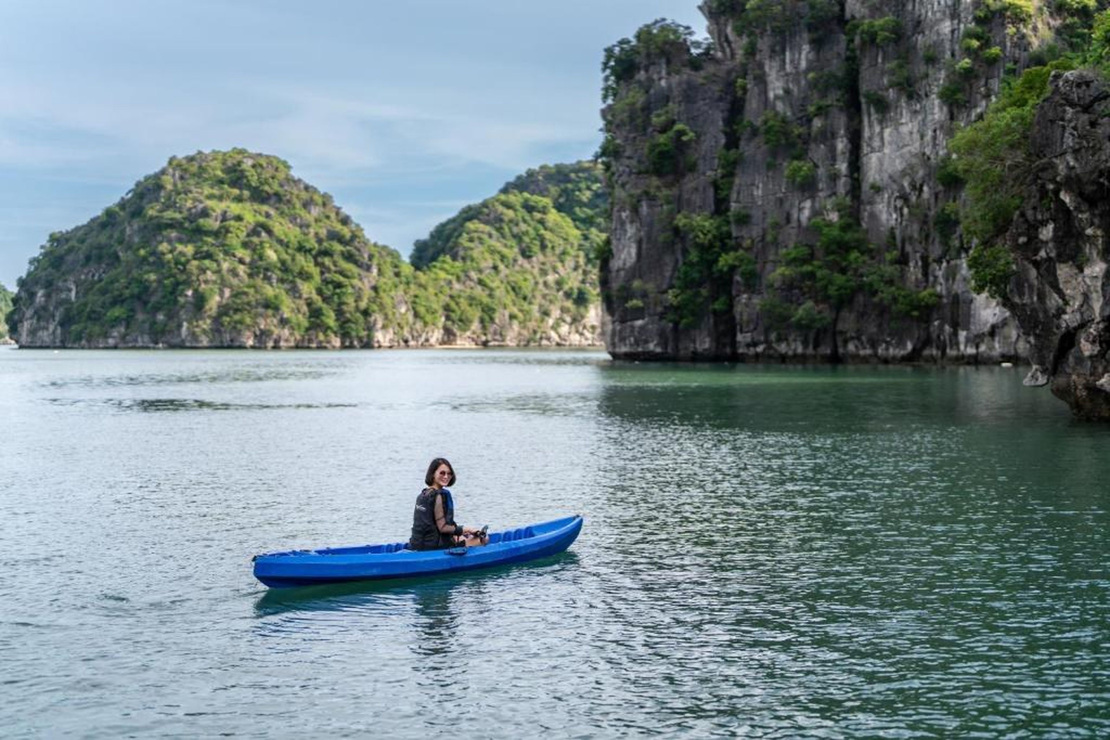 Swan Cruises Halong - Off-the-Beaten-Path Route - Hình 41