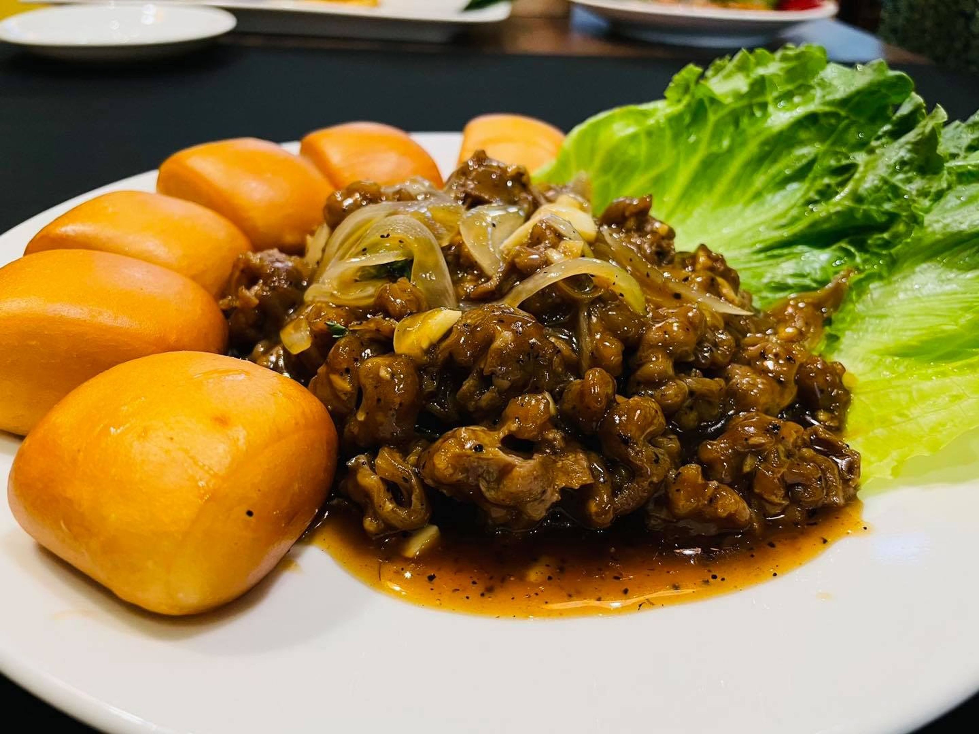 Hương vị đậm đà của những món ăn Việt tại Nhà Hàng Sơn Đoòng Hạ Long - Hình 2