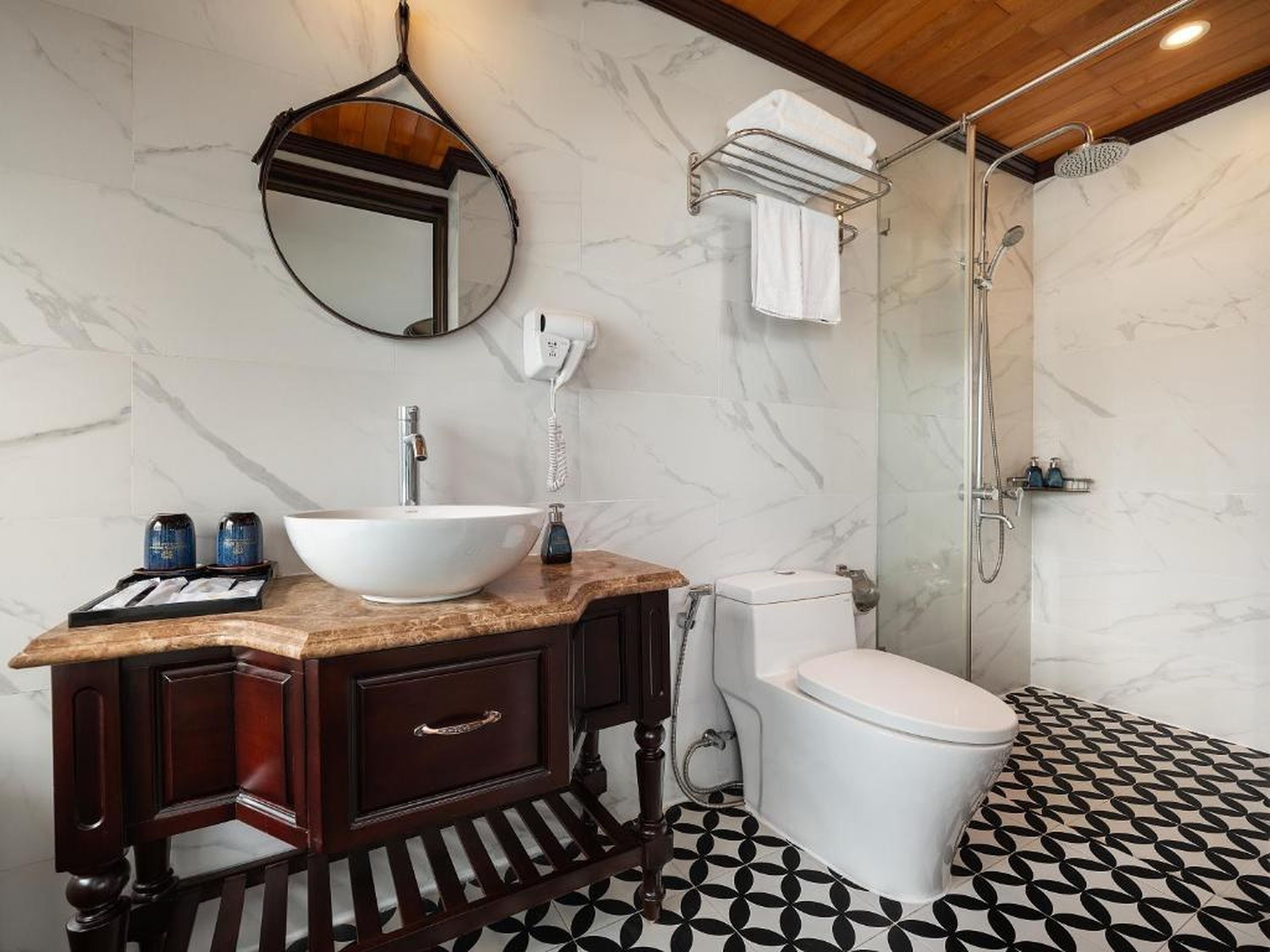 La Casta Regal 5-Star 2D1N - Lan Ha - Balcony & Bathtub Ocean View - Hình 16
