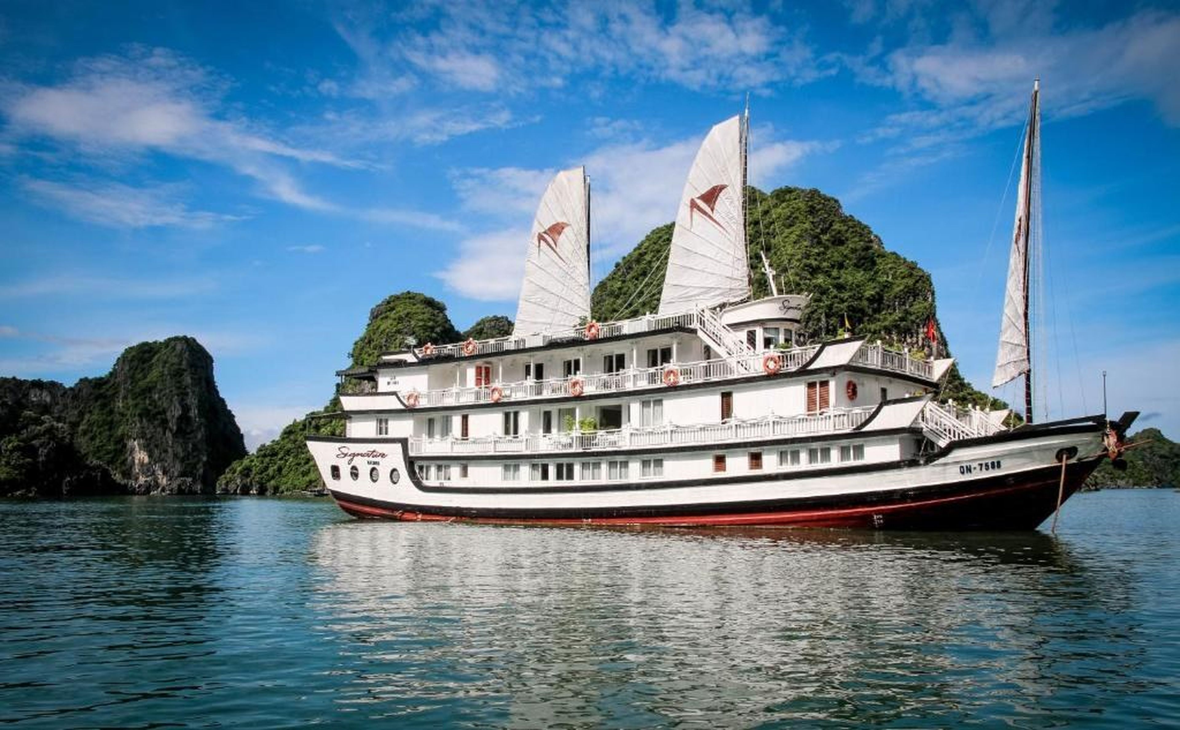 Signature Halong Cruise - Hình 34