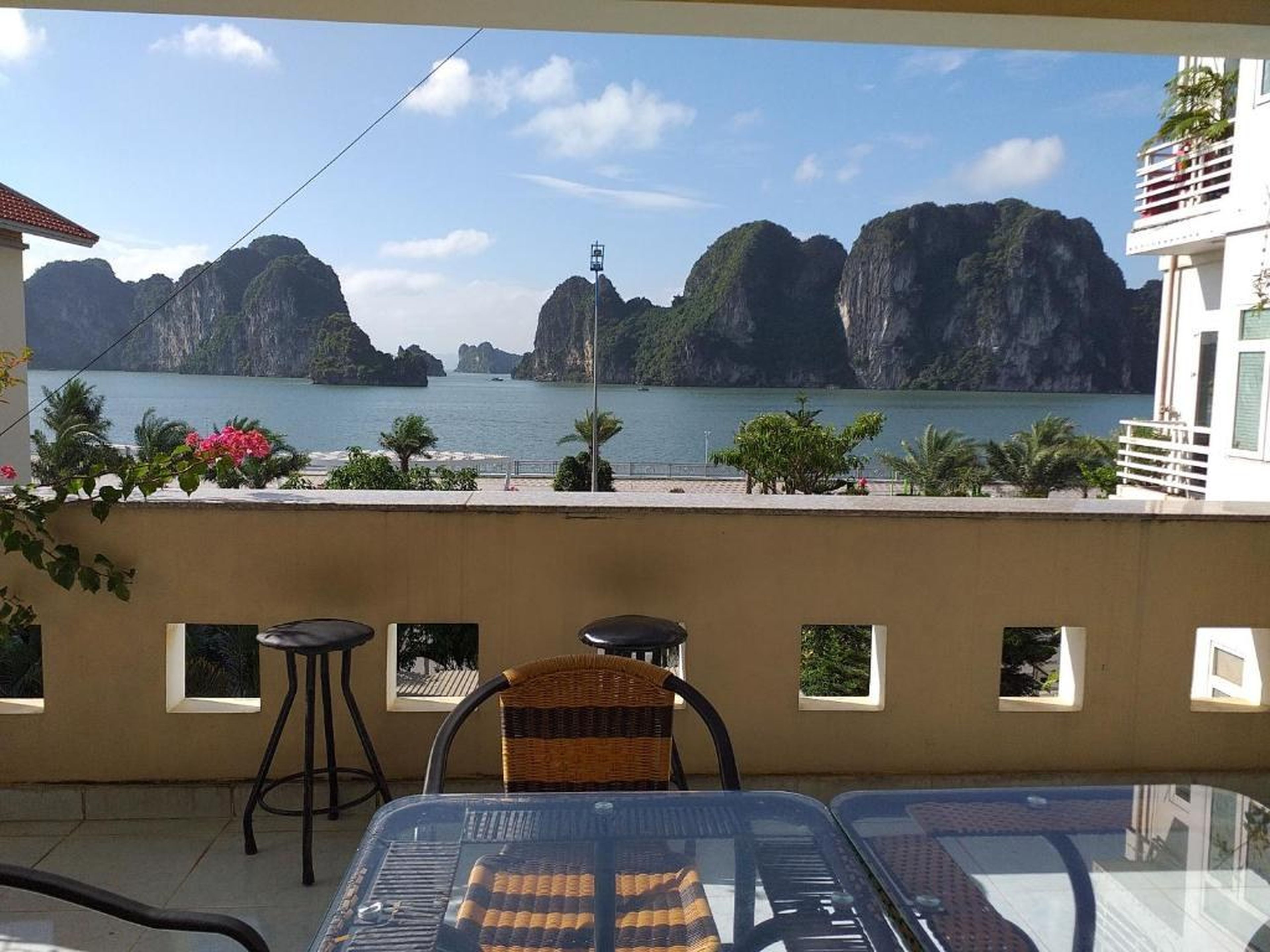 Hạ Long Lily Homestay - Hình 6