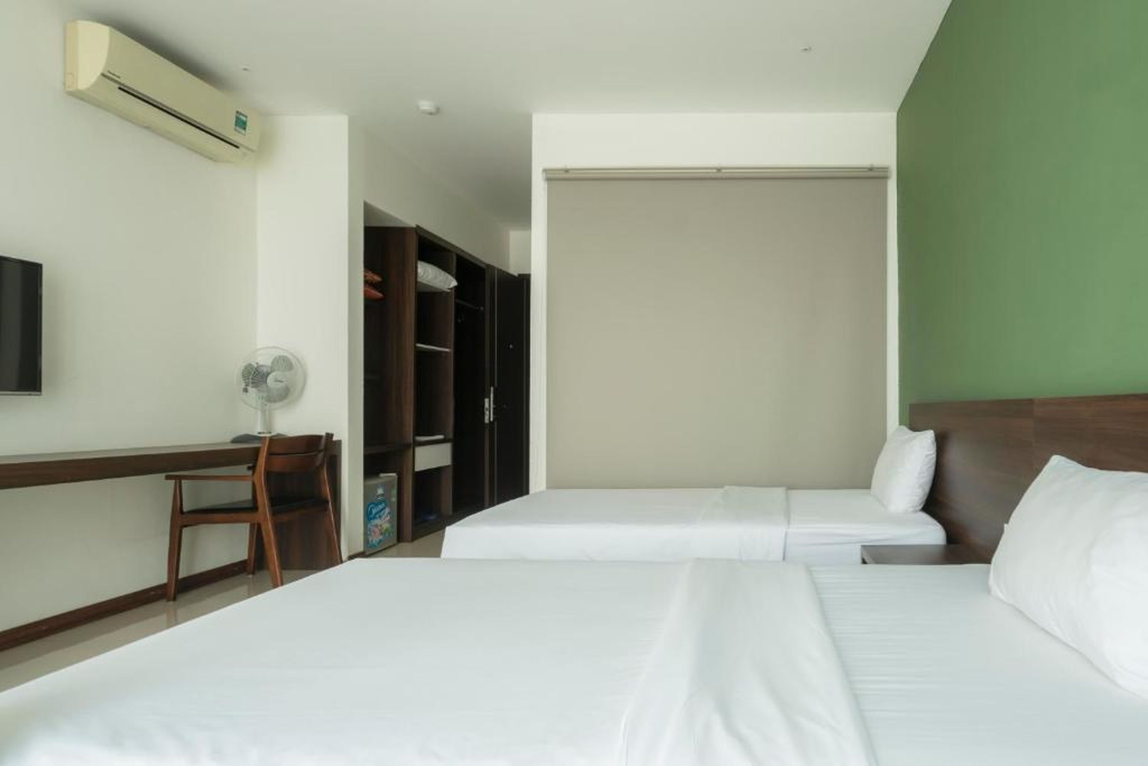 COCO Tuan Chau Hotel - Hình 9