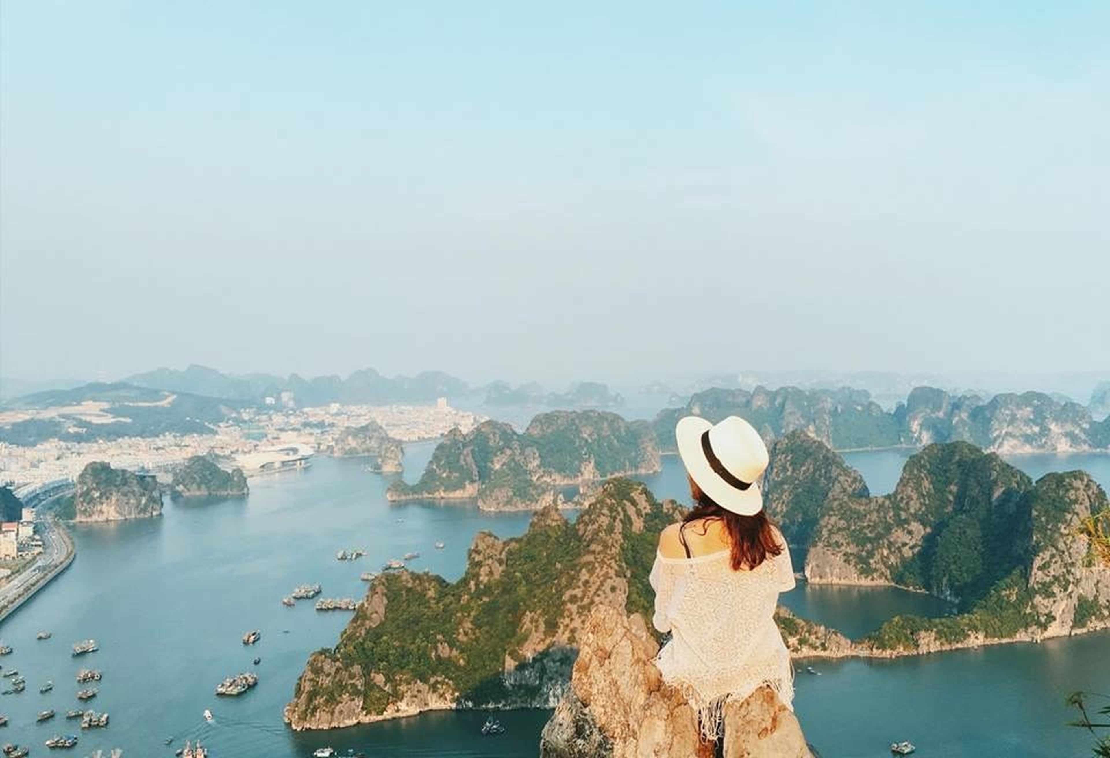 Linh thiêng đền thờ Đức Ông Trần Quốc Nghiễn tại Hạ Long - Hình 3