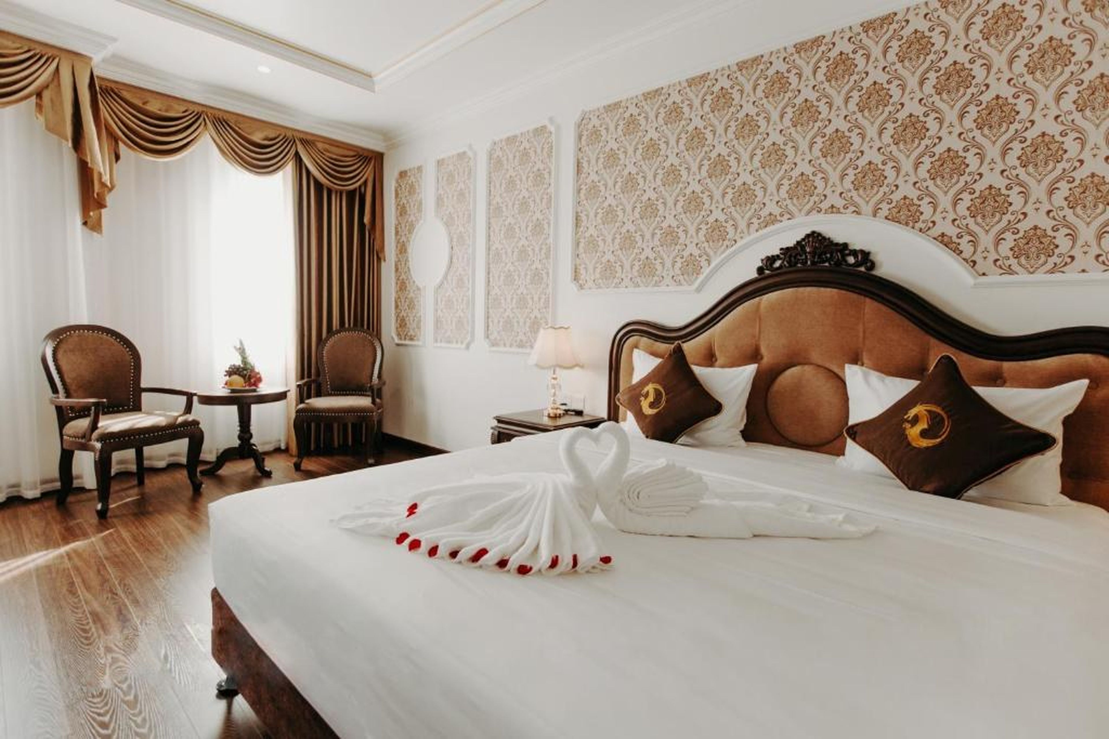 Dragon Legend Hotel - Hình 15