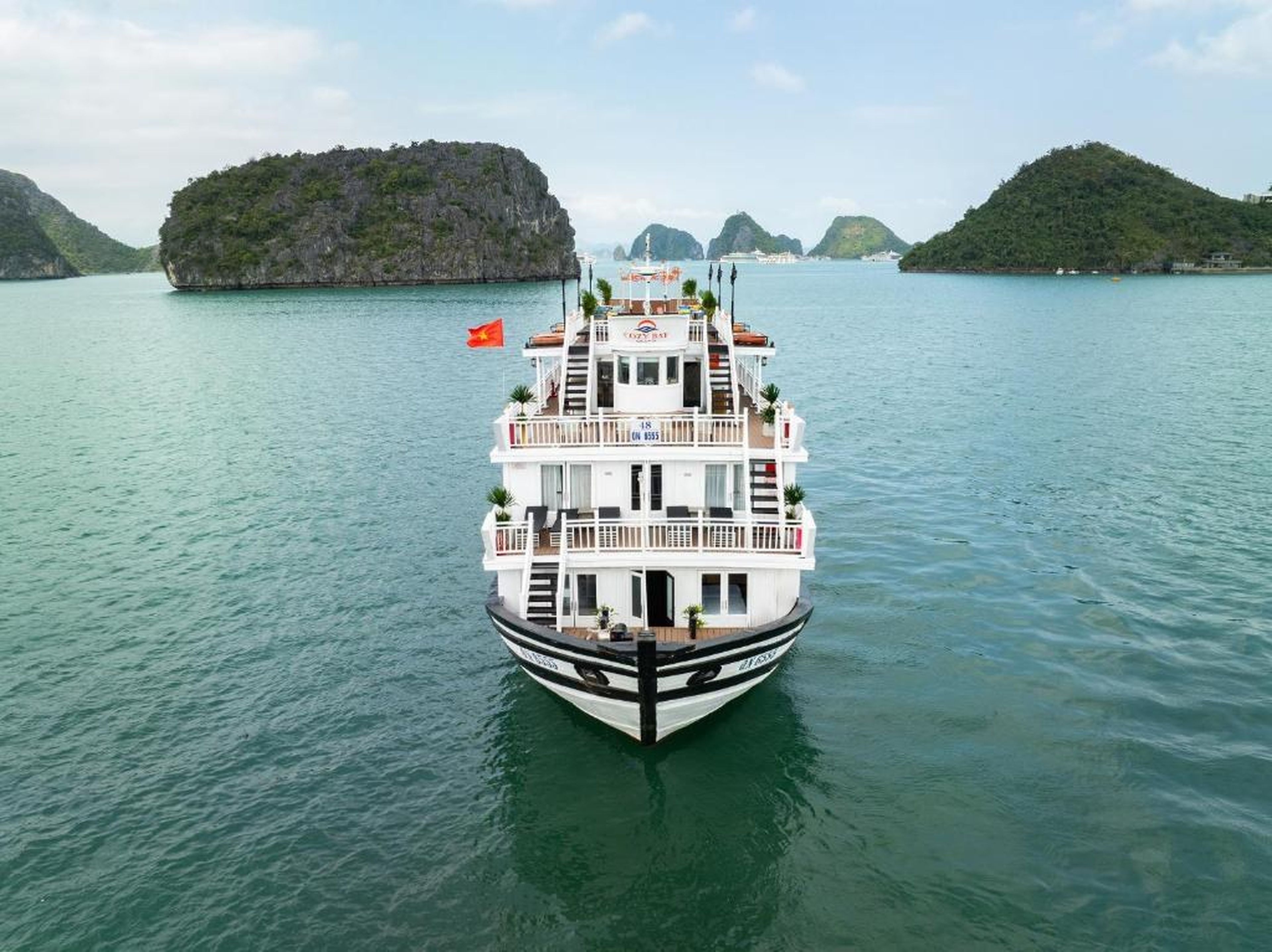 Cozy Bay Grand Cruise - Hình 10