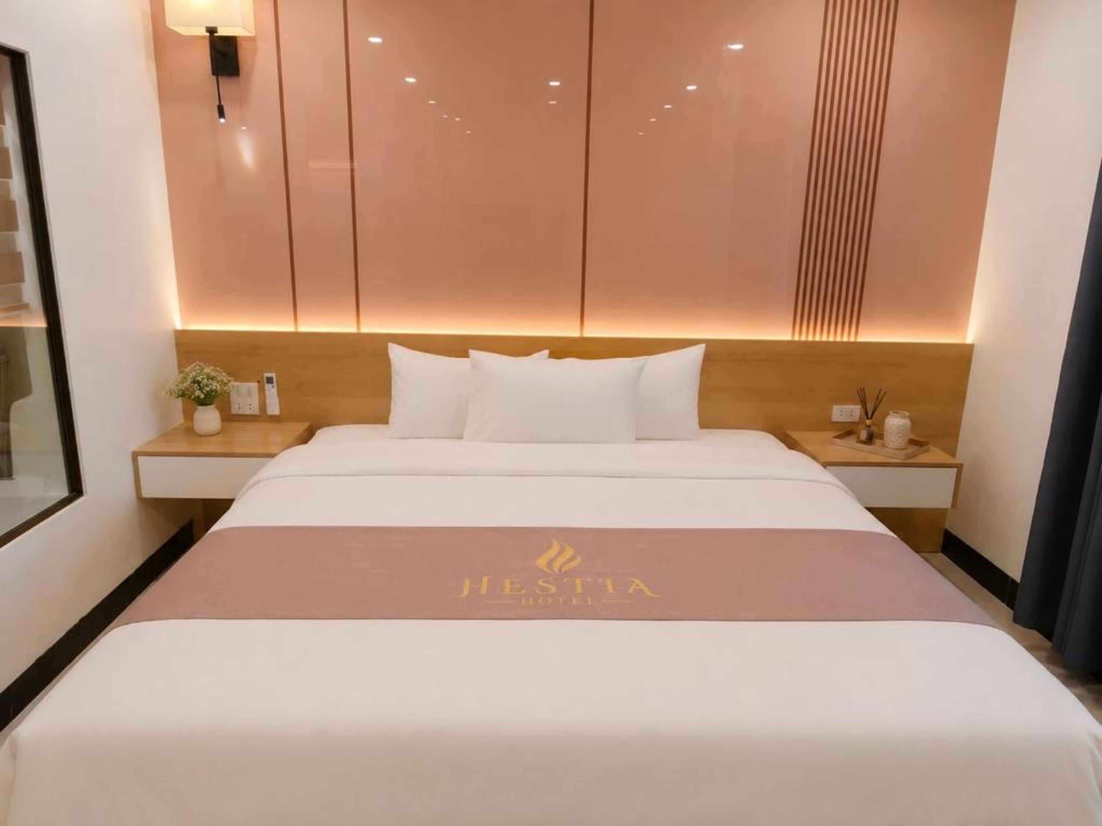 Hestia Hotel Móng Cái - Hình 9