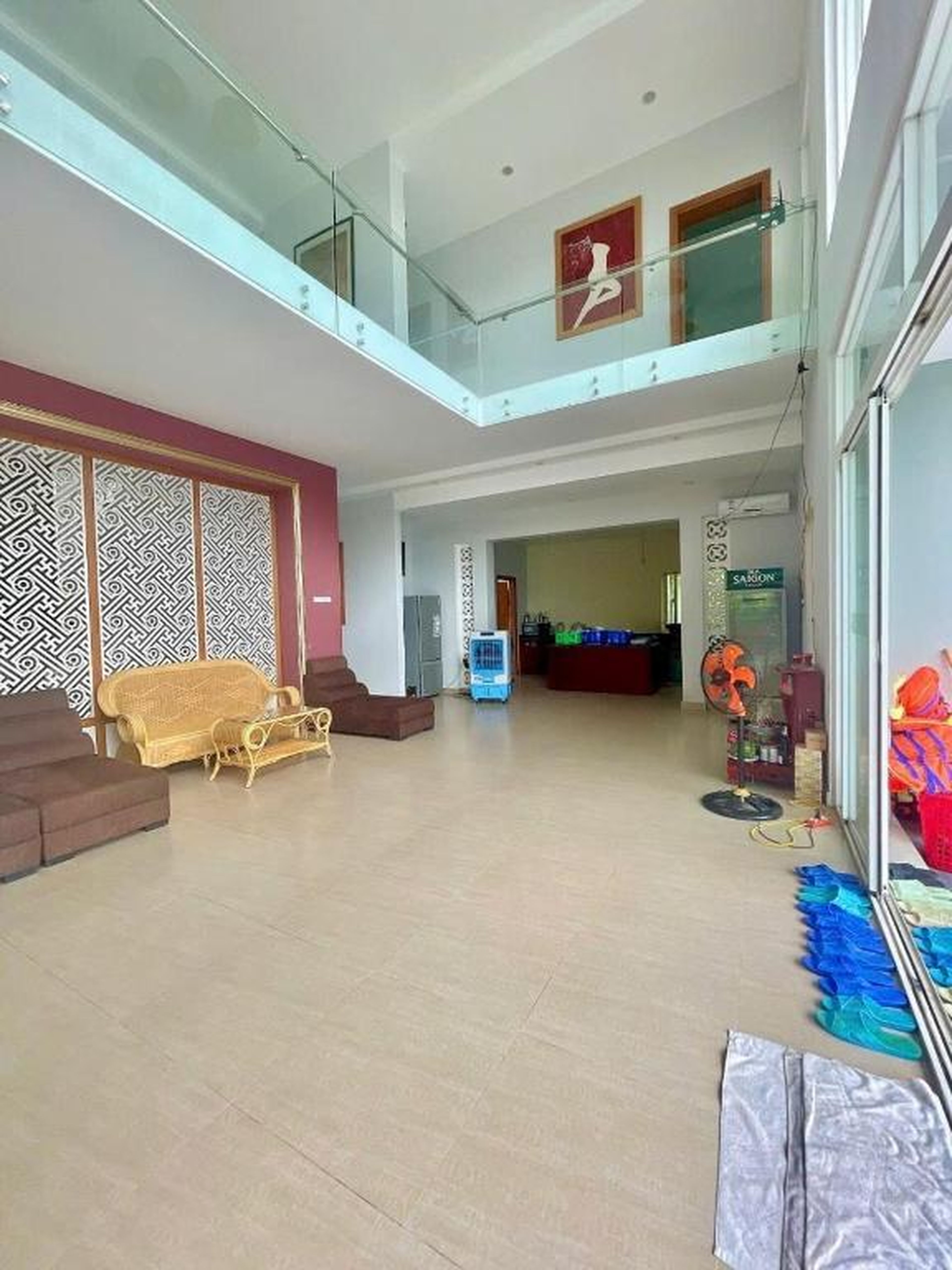 Chuỗi villa mặt biển Tuần Châu - Hạ Long 9 ngủ siêu rộng - sát biển - bể bơi - nướng BBQ - Hình 13