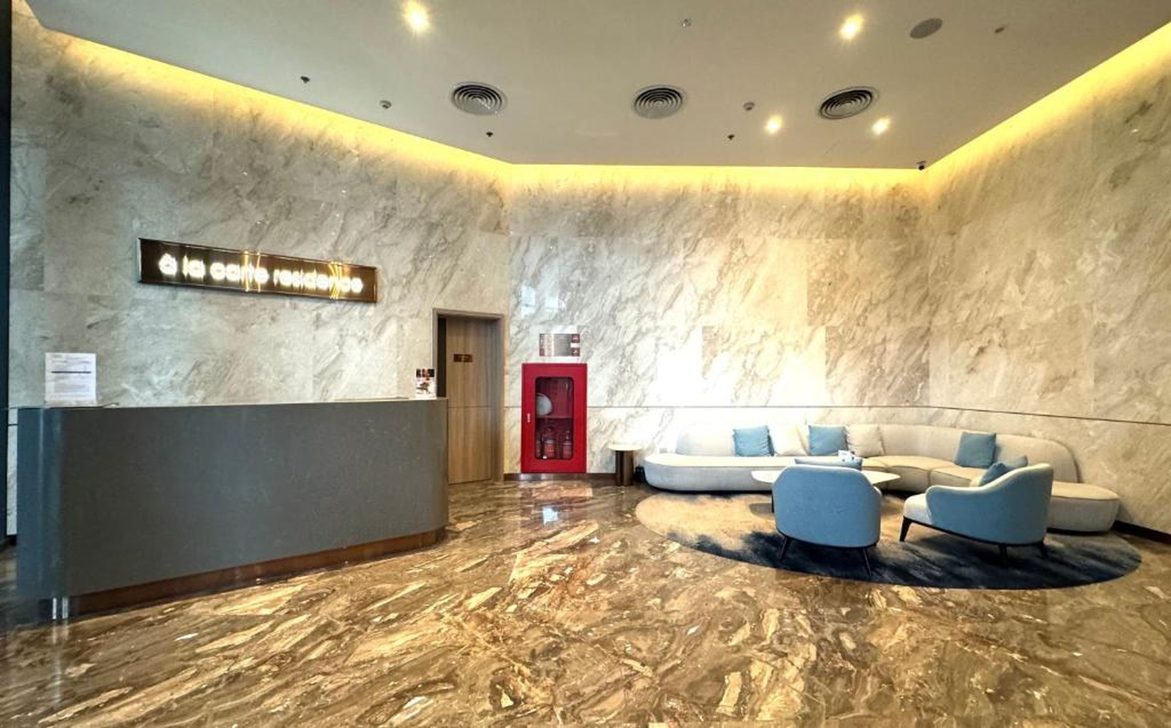 Alacarte condo - right on beach - high floor - Hình 18