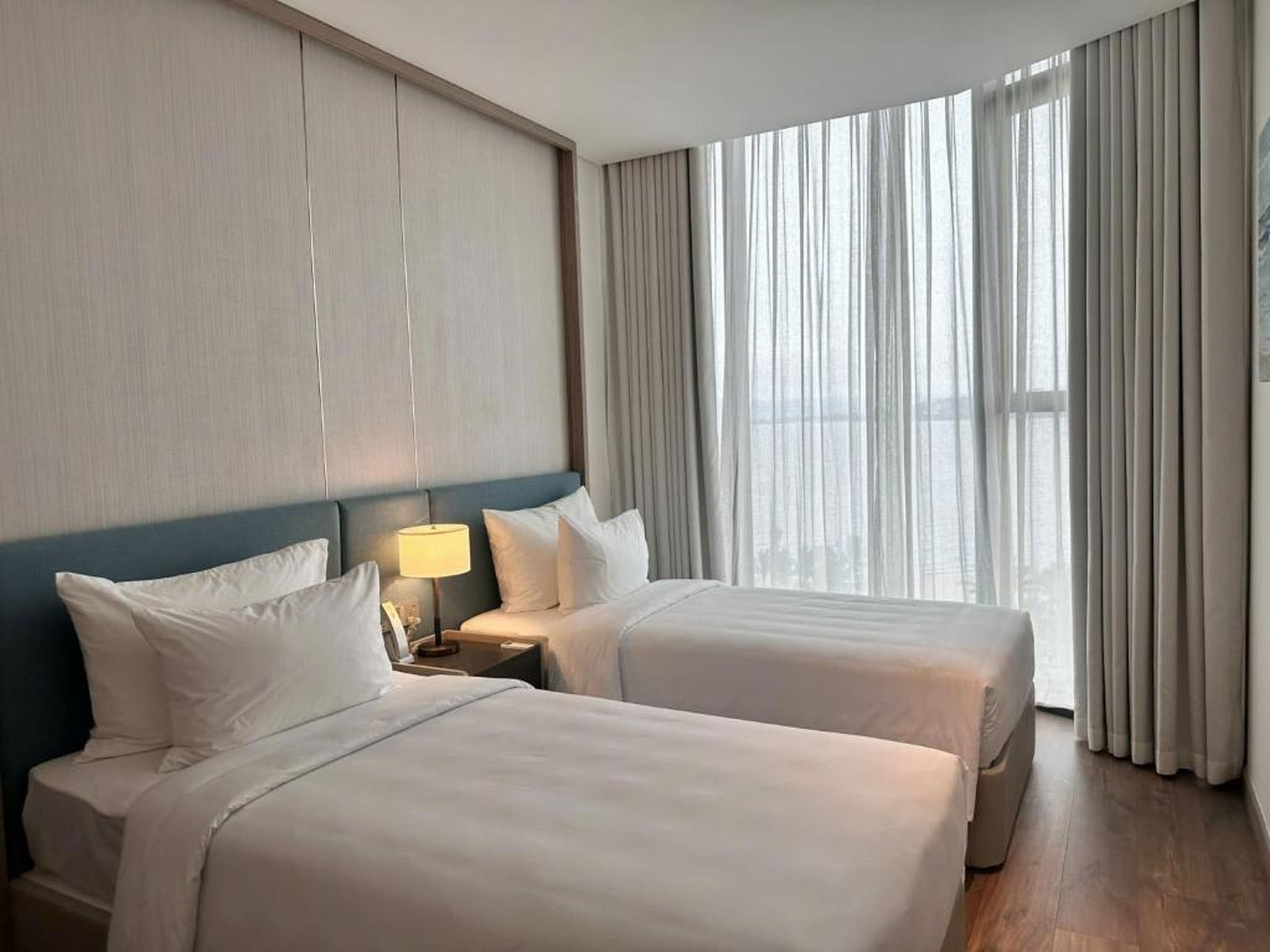 A La Carte Ha Long Bay - Sea View Apartment - Hình 25