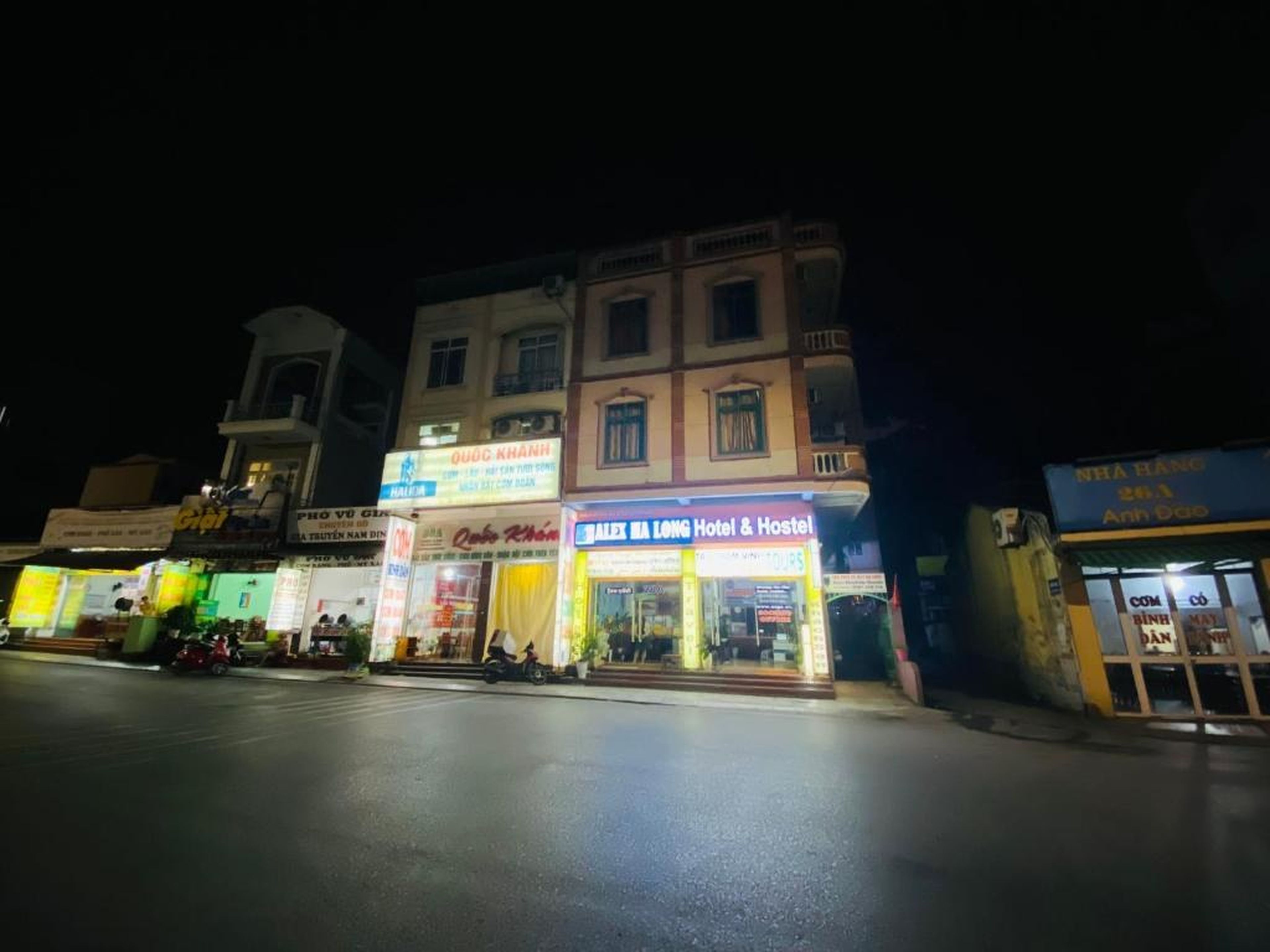 Alex Ha Long Hotel - Hình 18