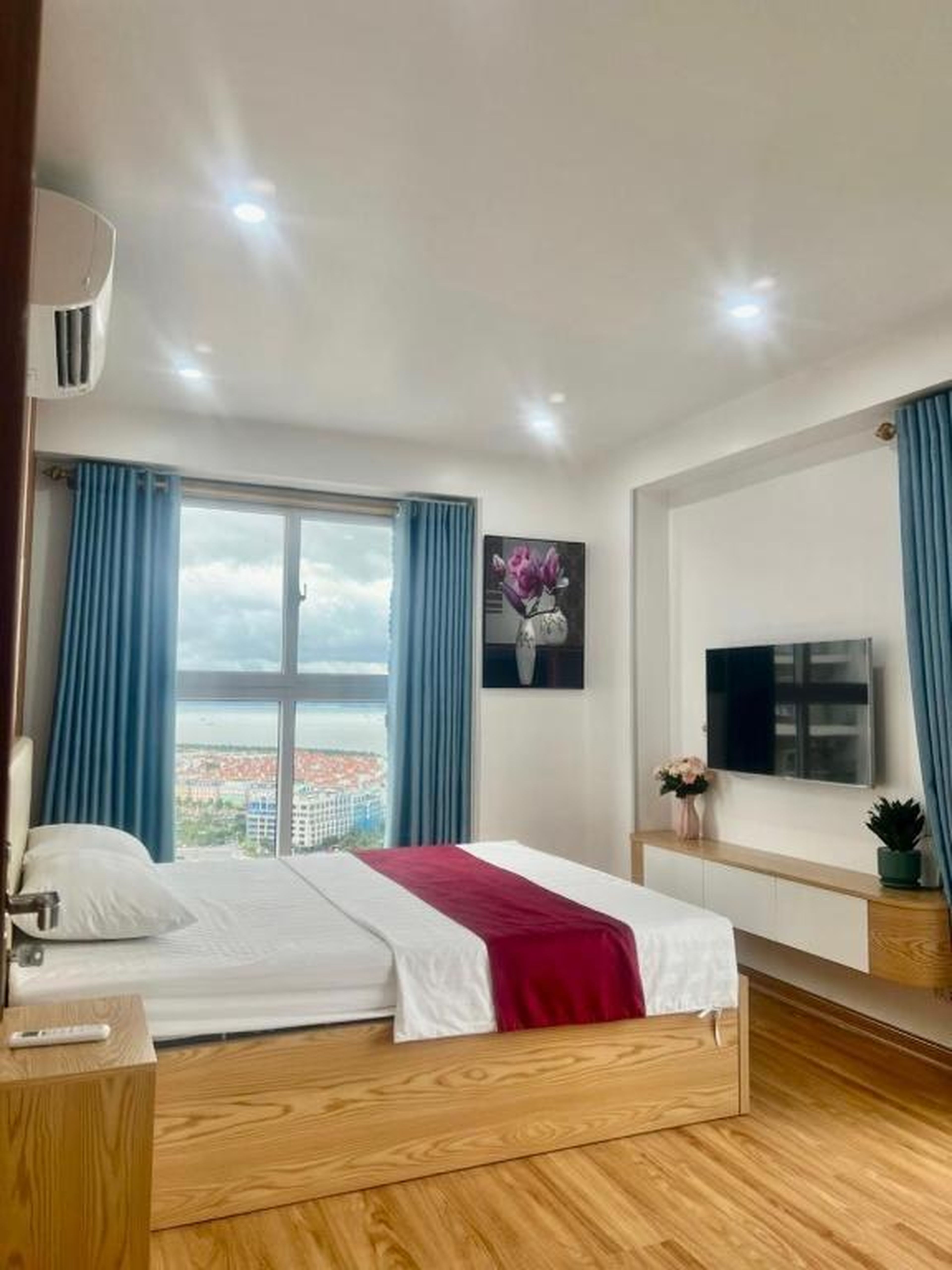 Homestay Ha Long luxury (sea ​​view) - Hình 43