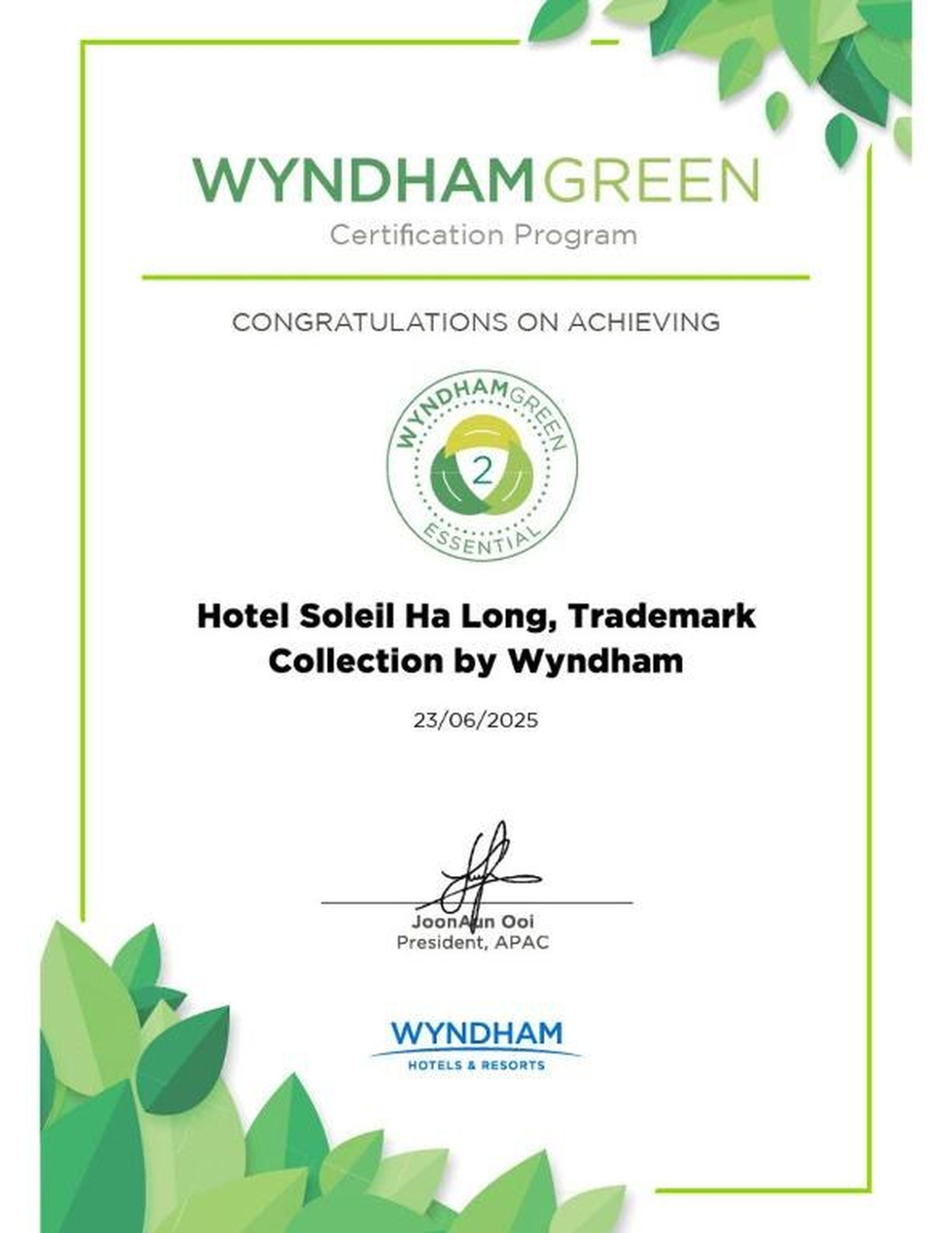 Hotel Soleil Ha Long, Trademark Collection by Wyndham - Hình 1