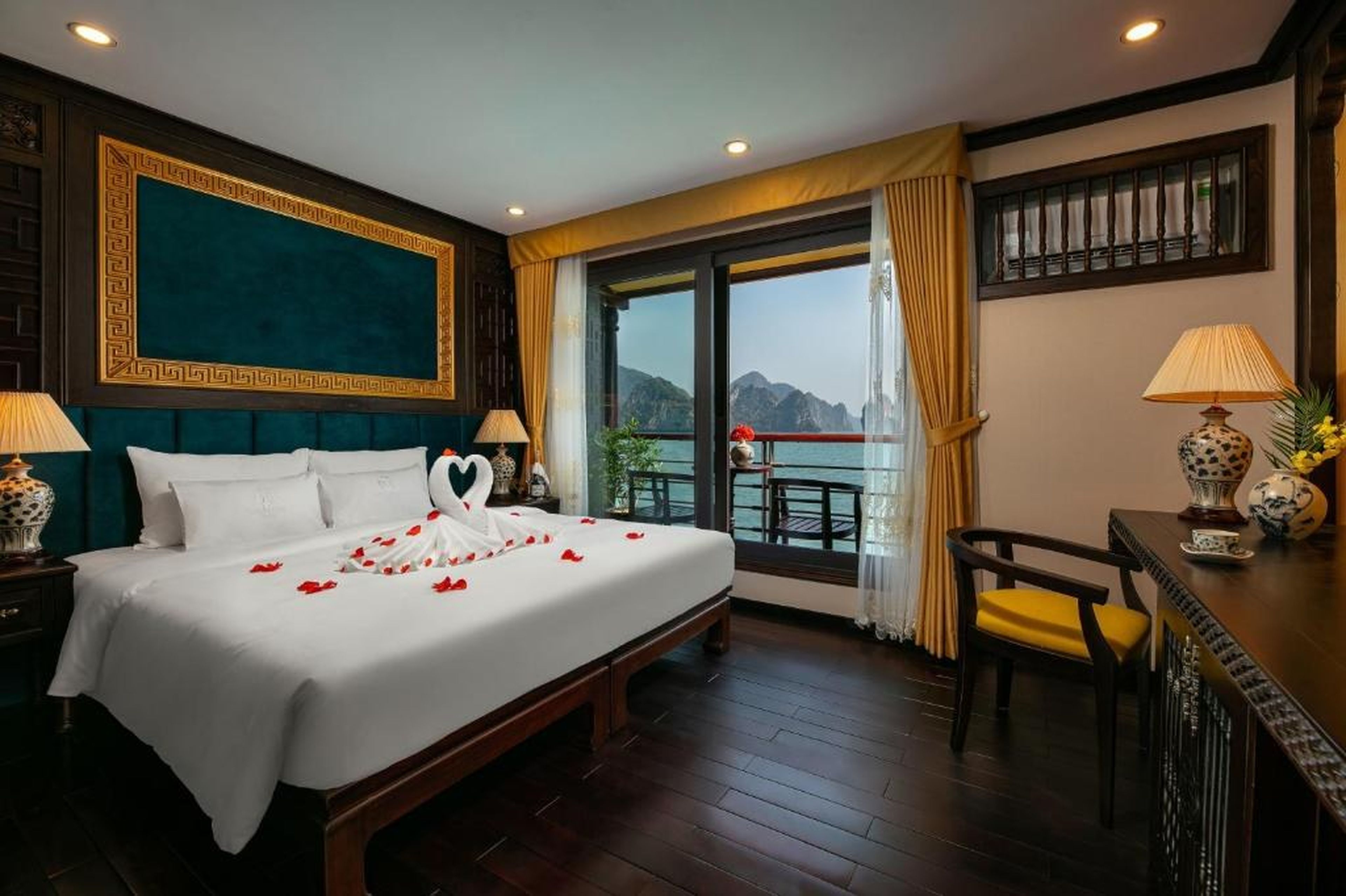 Nostalgia Halong Cruise - Hình 28