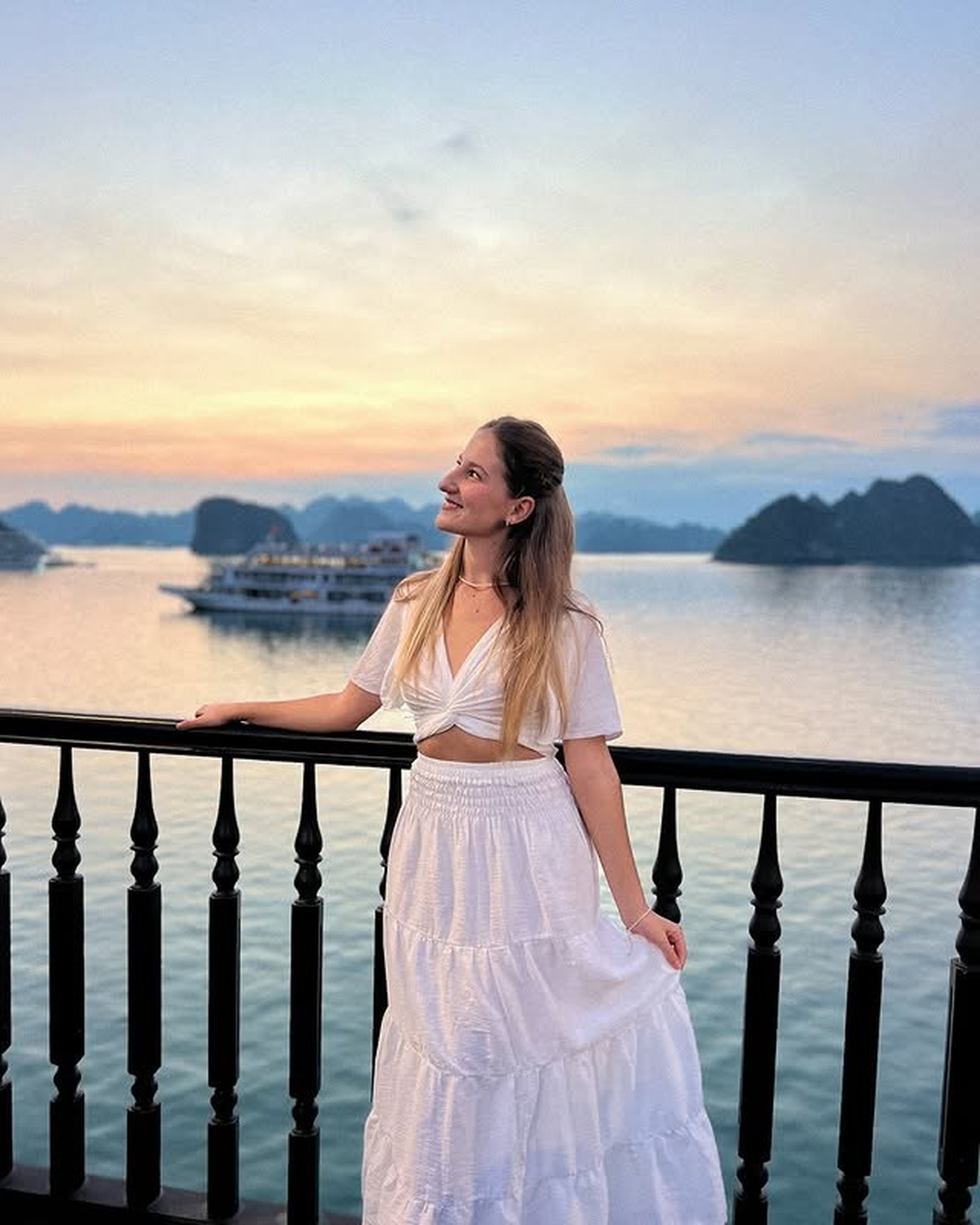 6 Thrilling Experiences in Ha Long Bay in 2025 - Hình 1