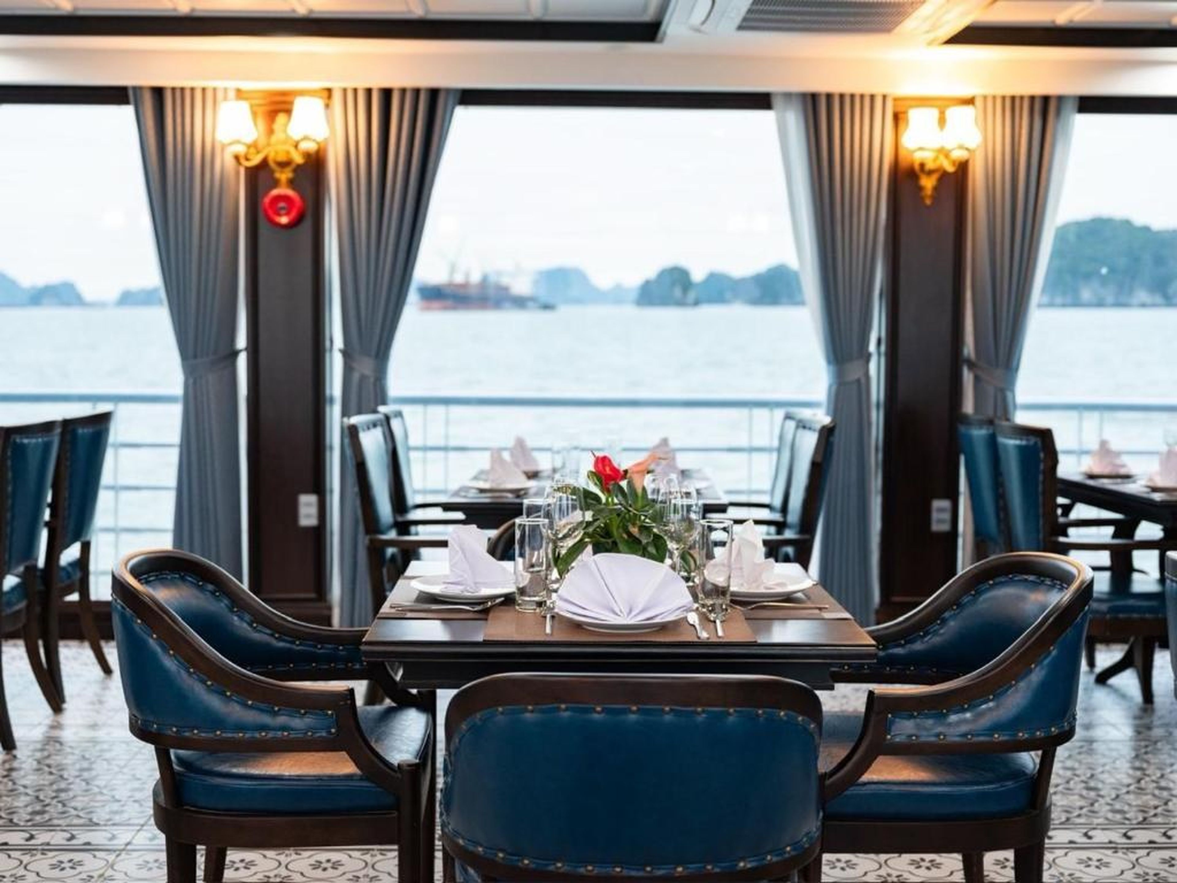 Quynh Yen Hotel - Hình 19