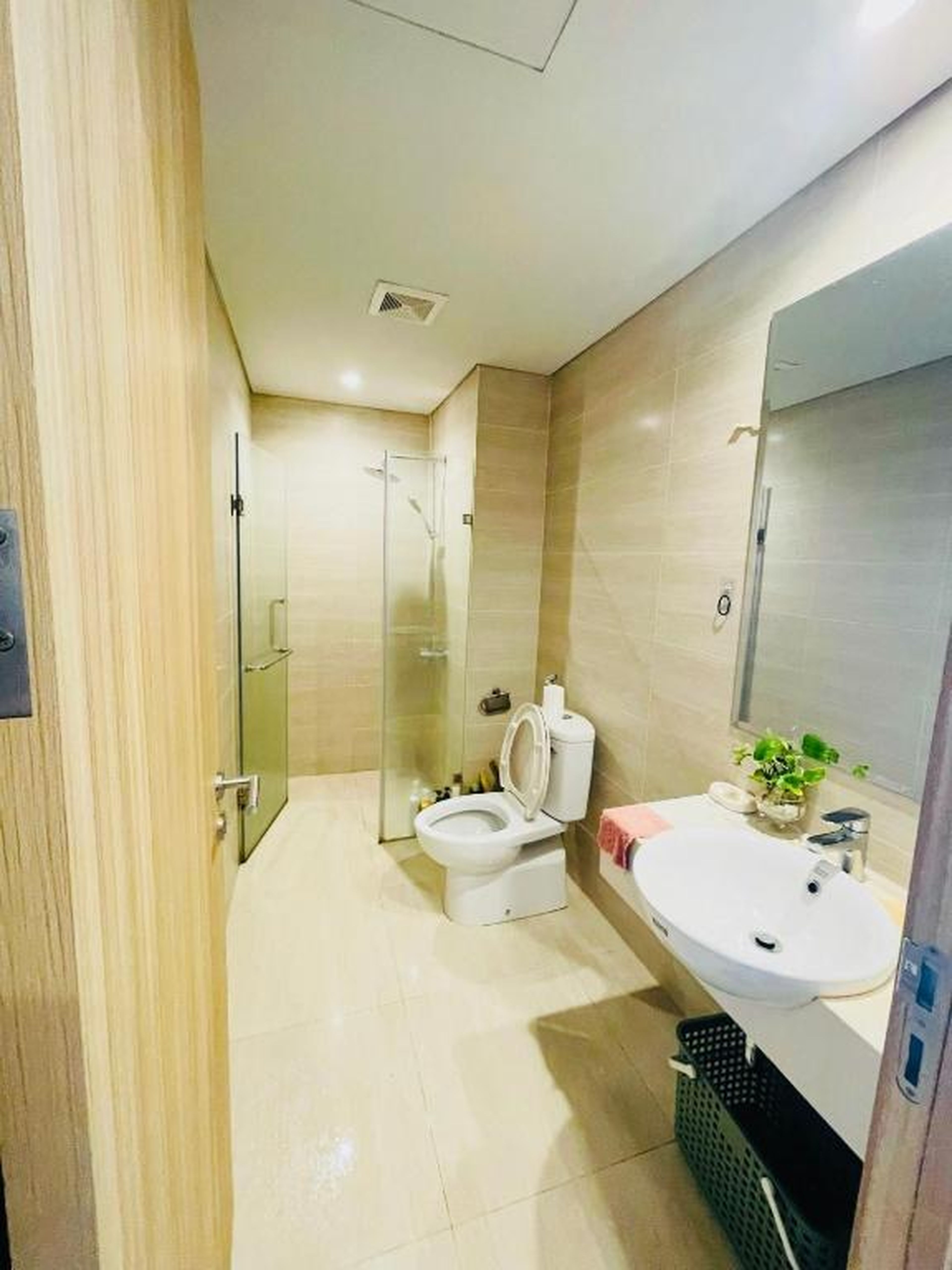 bee'homes-Căn hộ view Vịnh Hạ Long - Hình 5