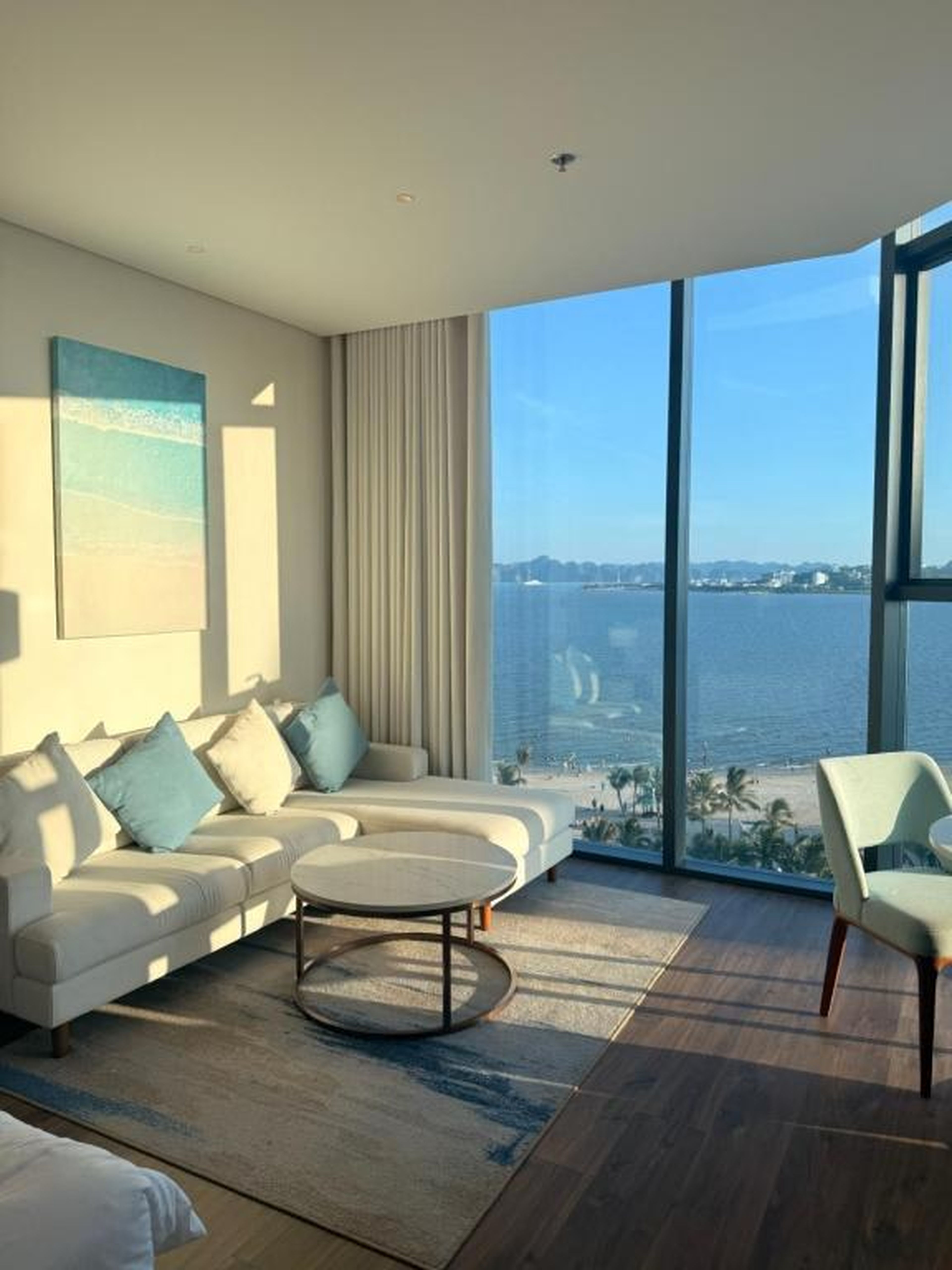21Homestay Ha Long Bay Sea View, Marina Beach, Alacarte - Hình 5