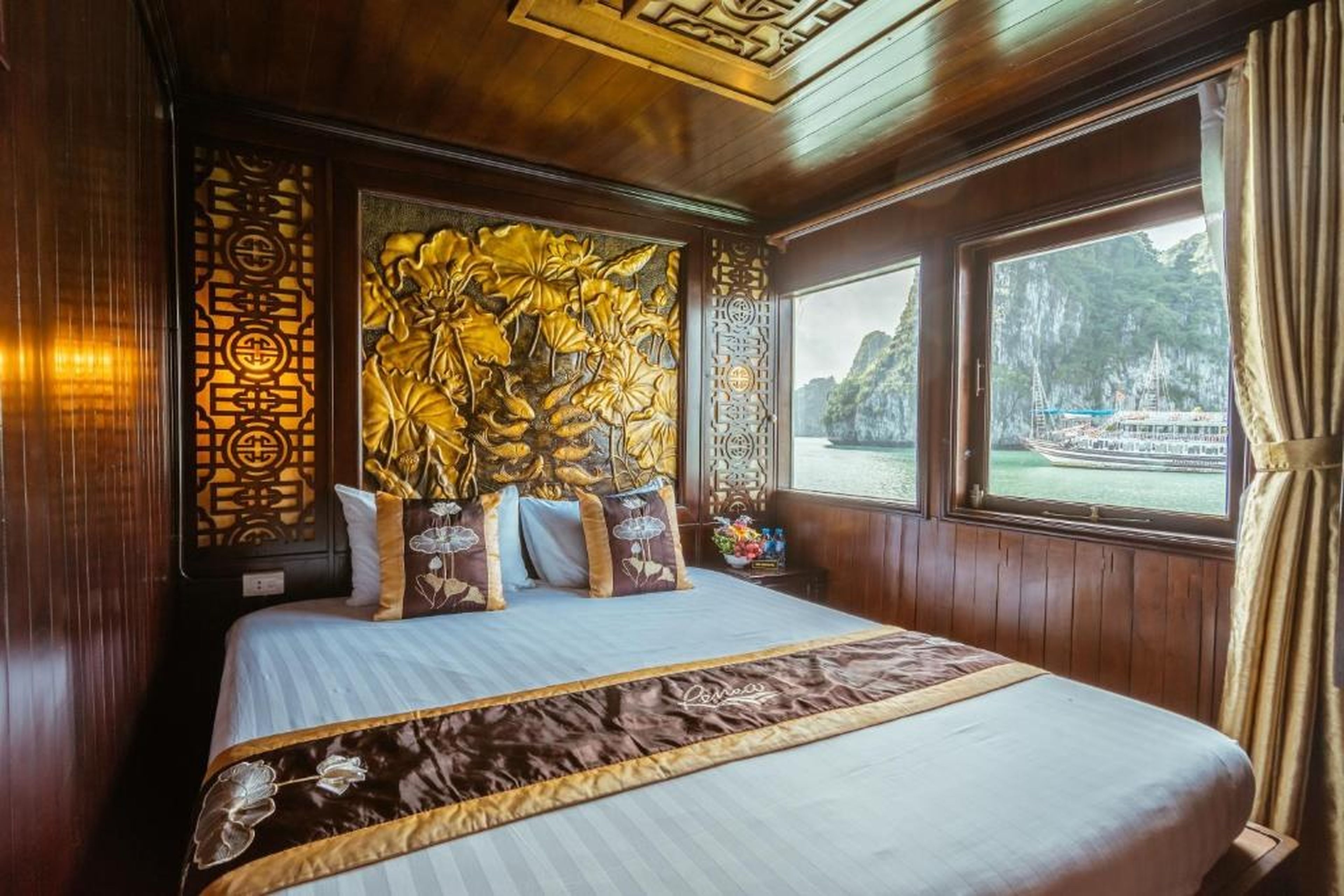 Renea Cruises Halong - Hình 34