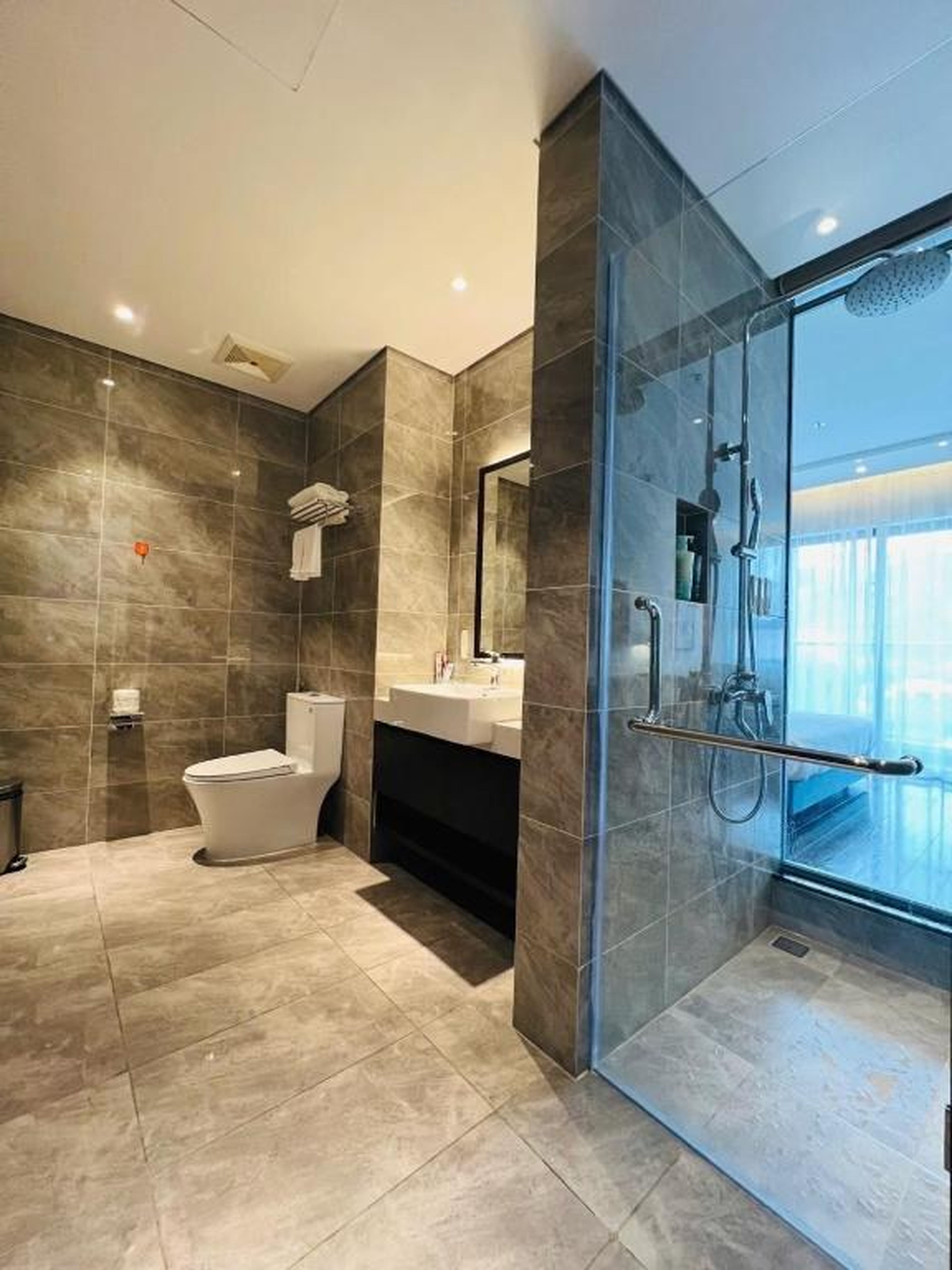 Căn hộ khách sạn Hạ Long Premier Sapphire - Hình 5