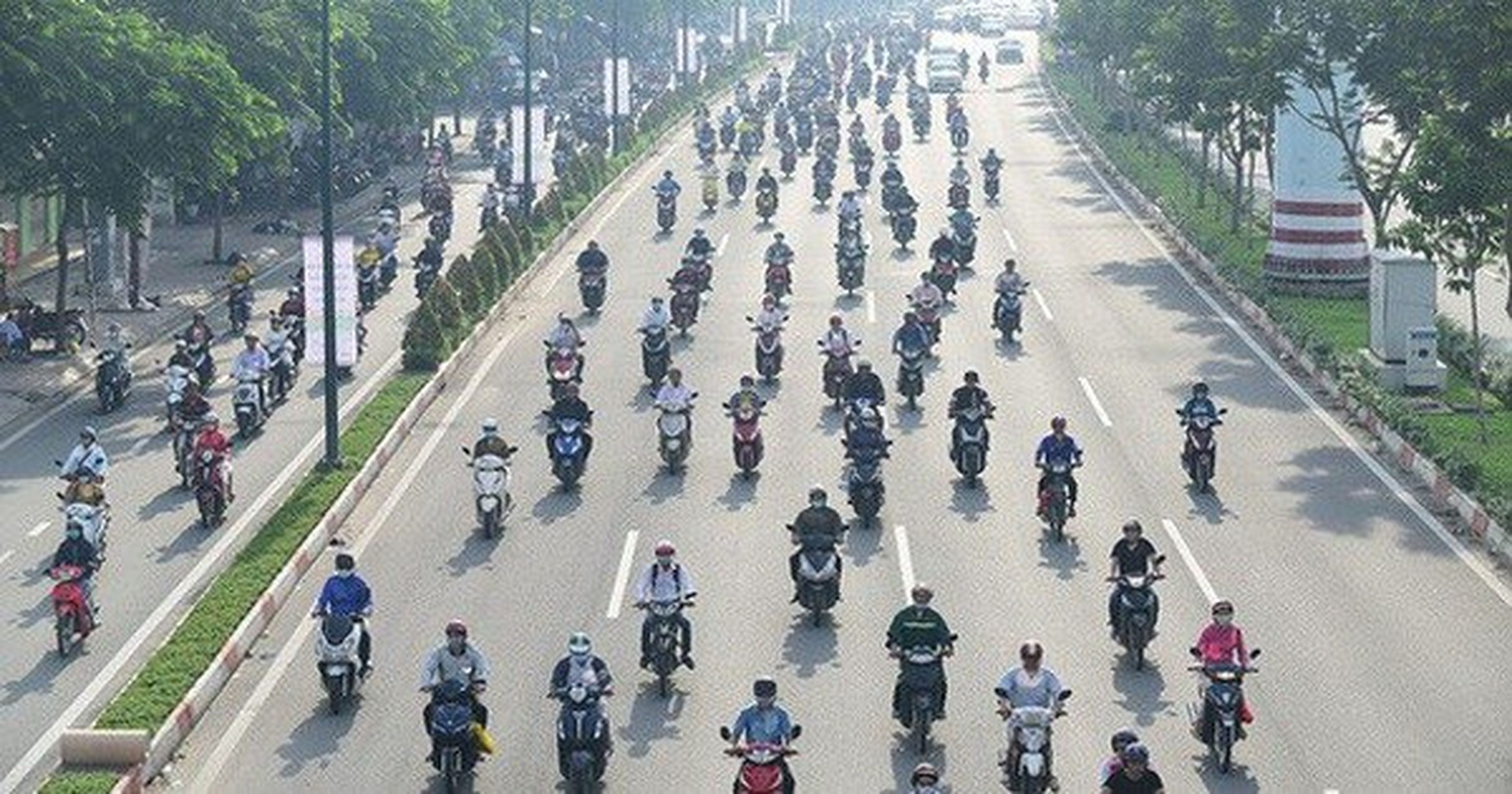 Ha Long Travel: Convenient Transportation and Getting Around Tips - Hình 8