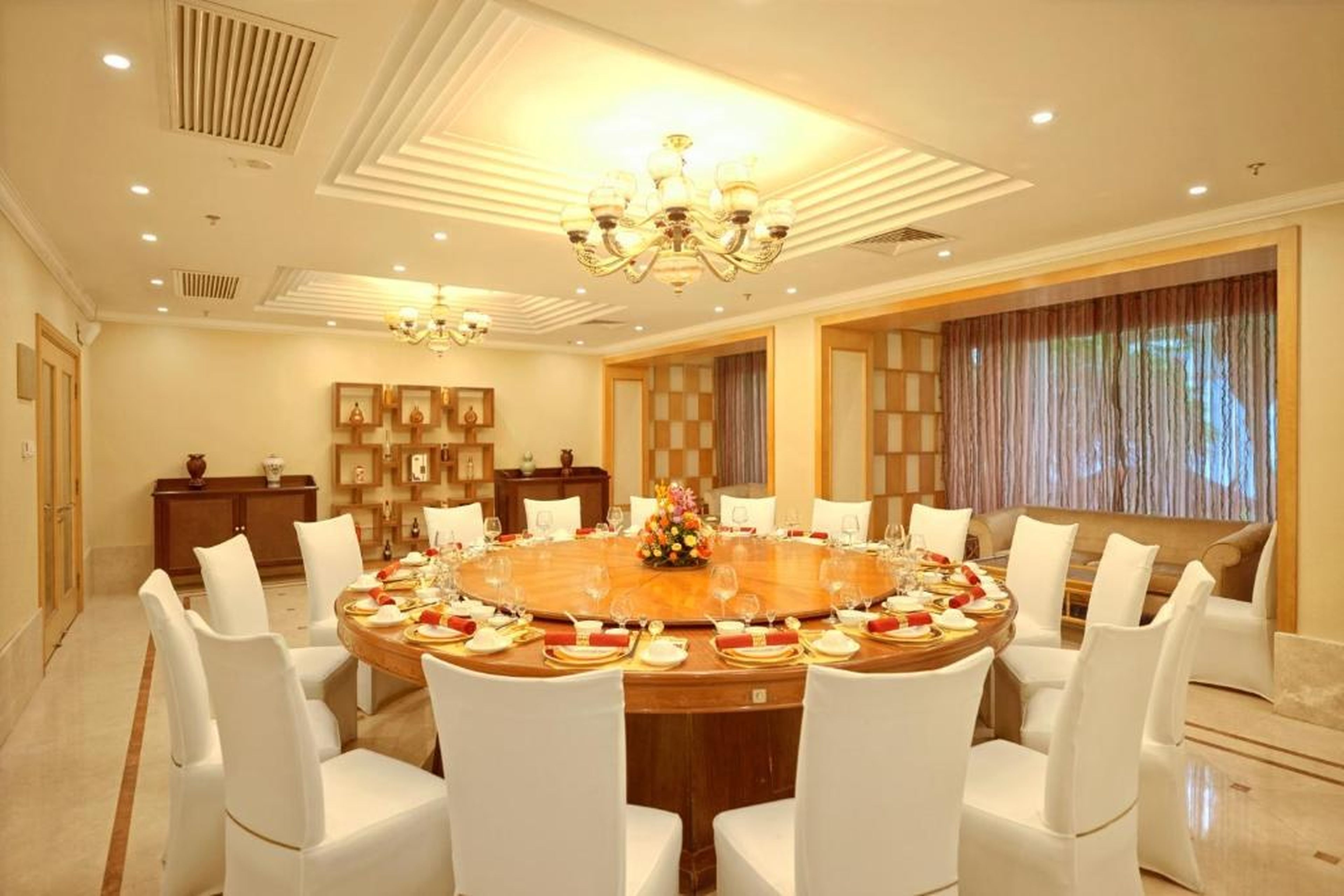 Khách sạn Quốc tế Lợi Lai - Li Lai International Hotel - Hình 18