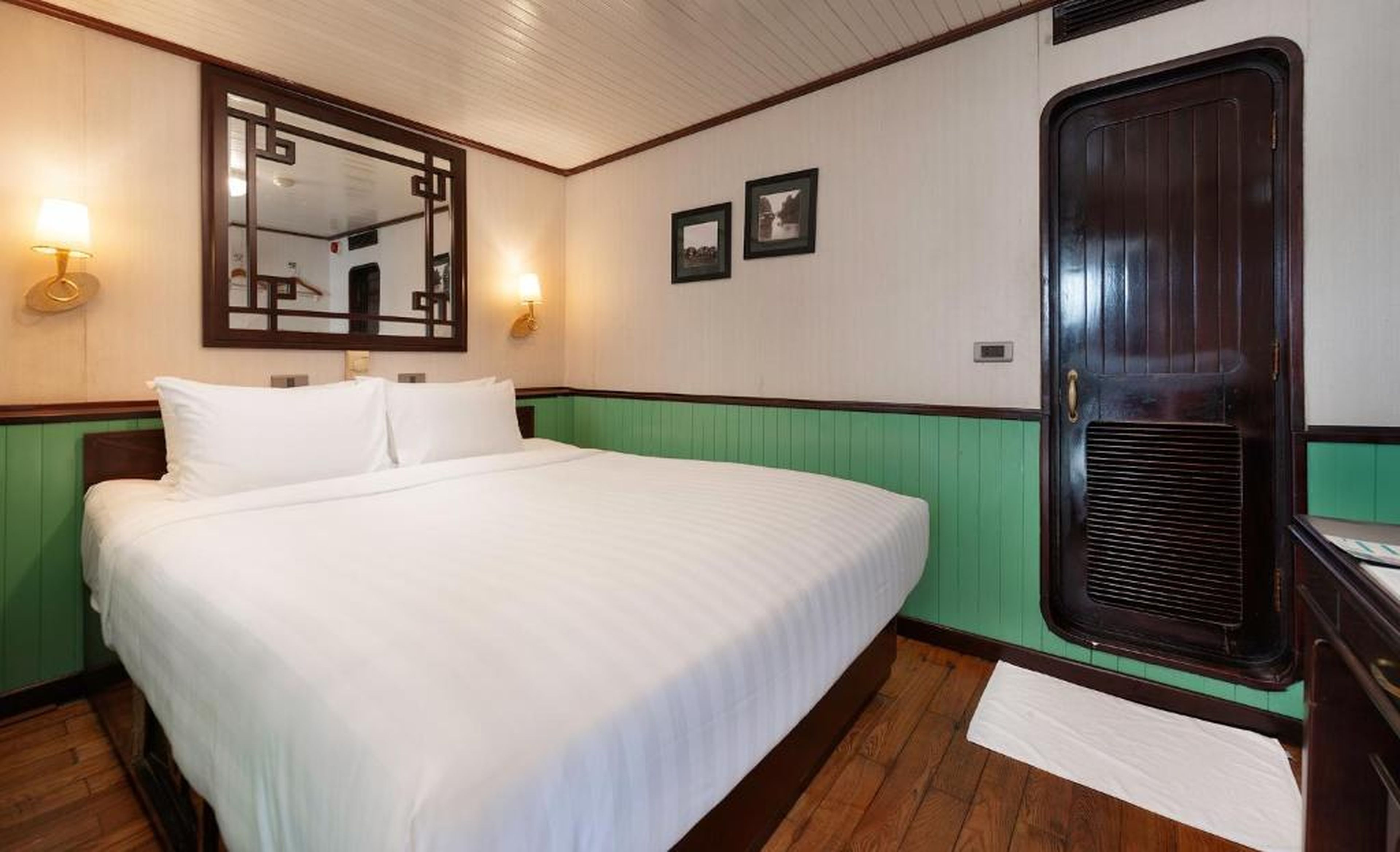 Emeraude Classic Cruises - Hình 27