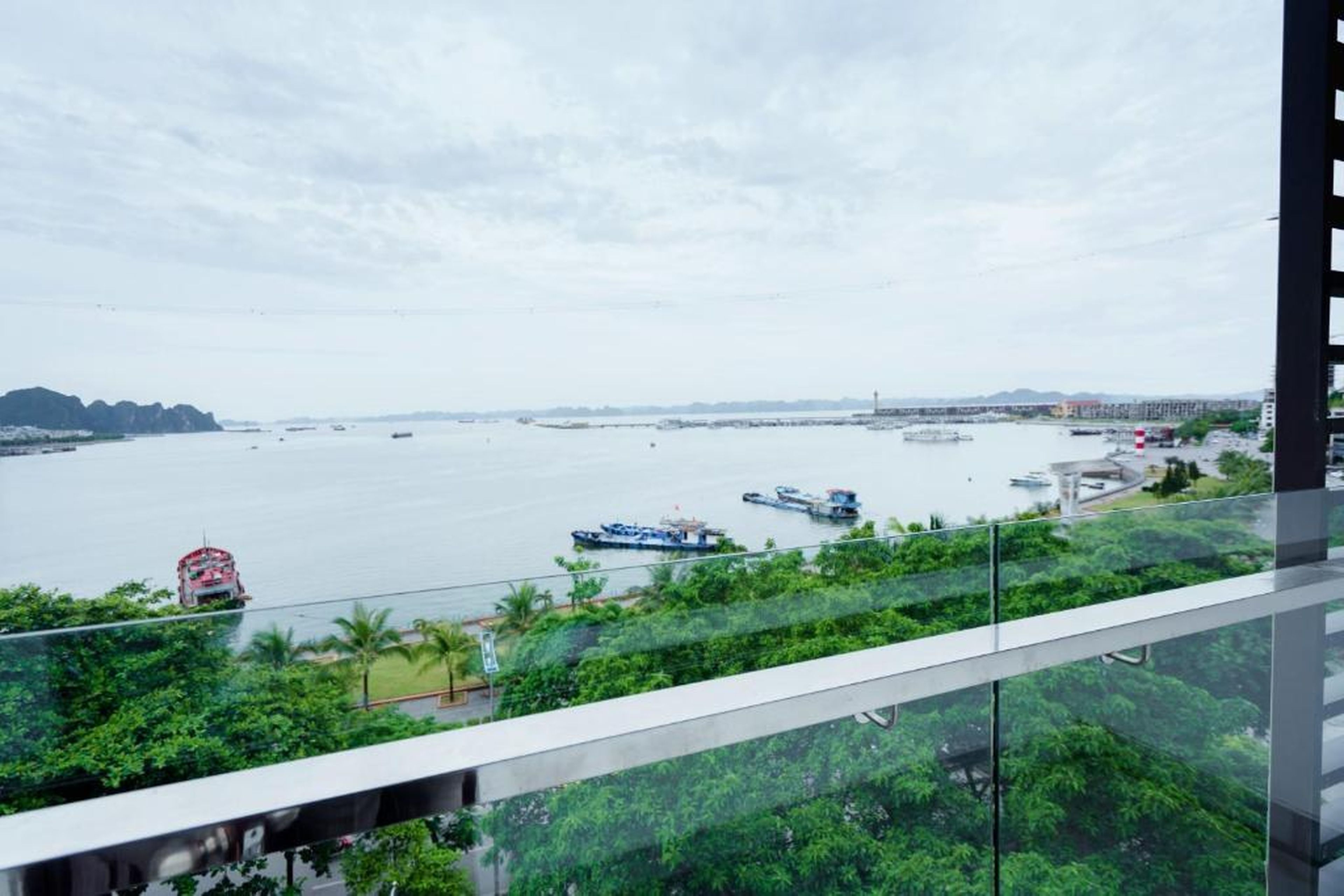 Bạch Đằng Hạ Long Hotel - Hình 20