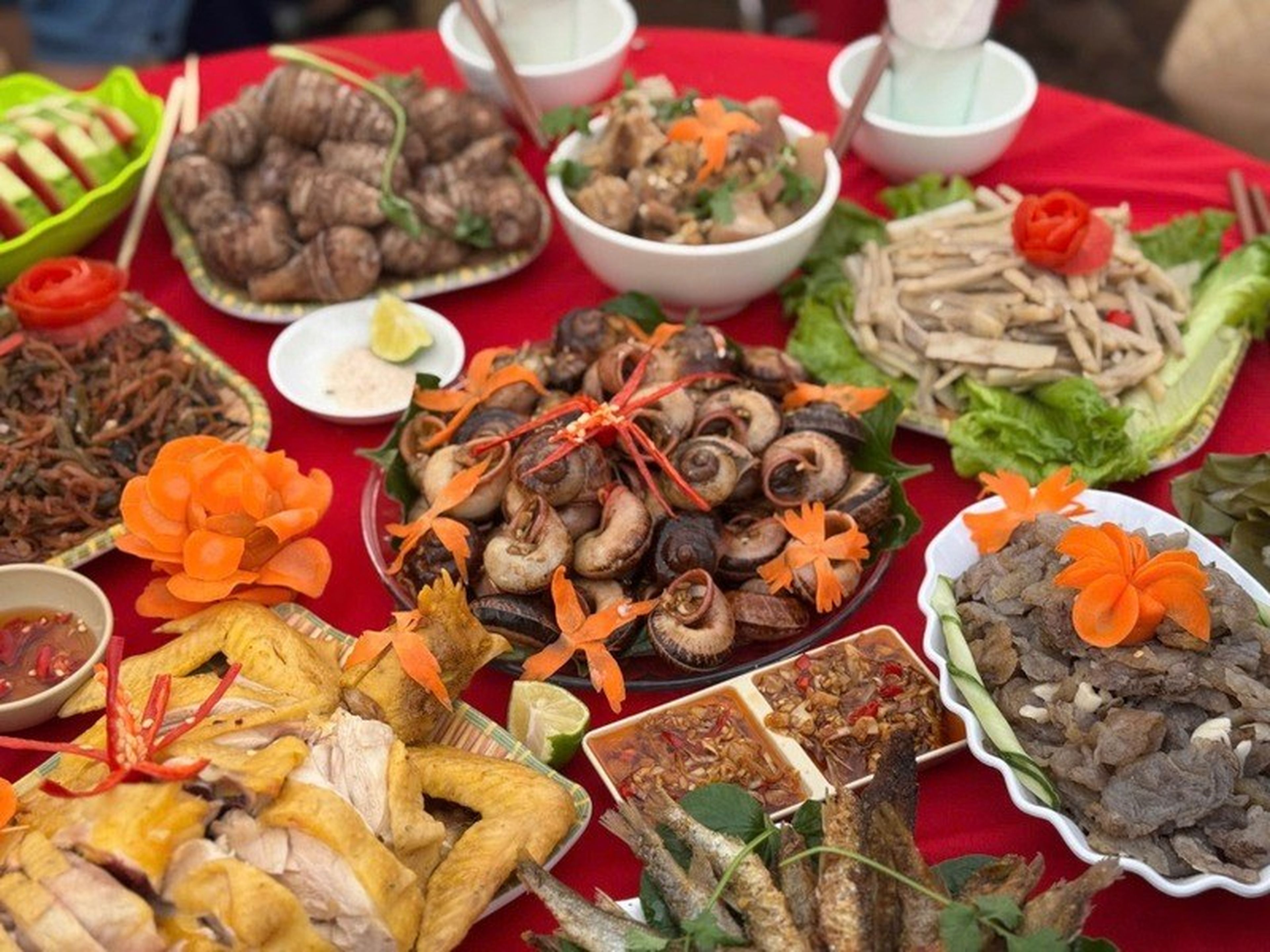 Kinh nghiệm phượt thác Bạch Vân, tuyệt tác 5 tầng nơi đại ngàn - Hình 1