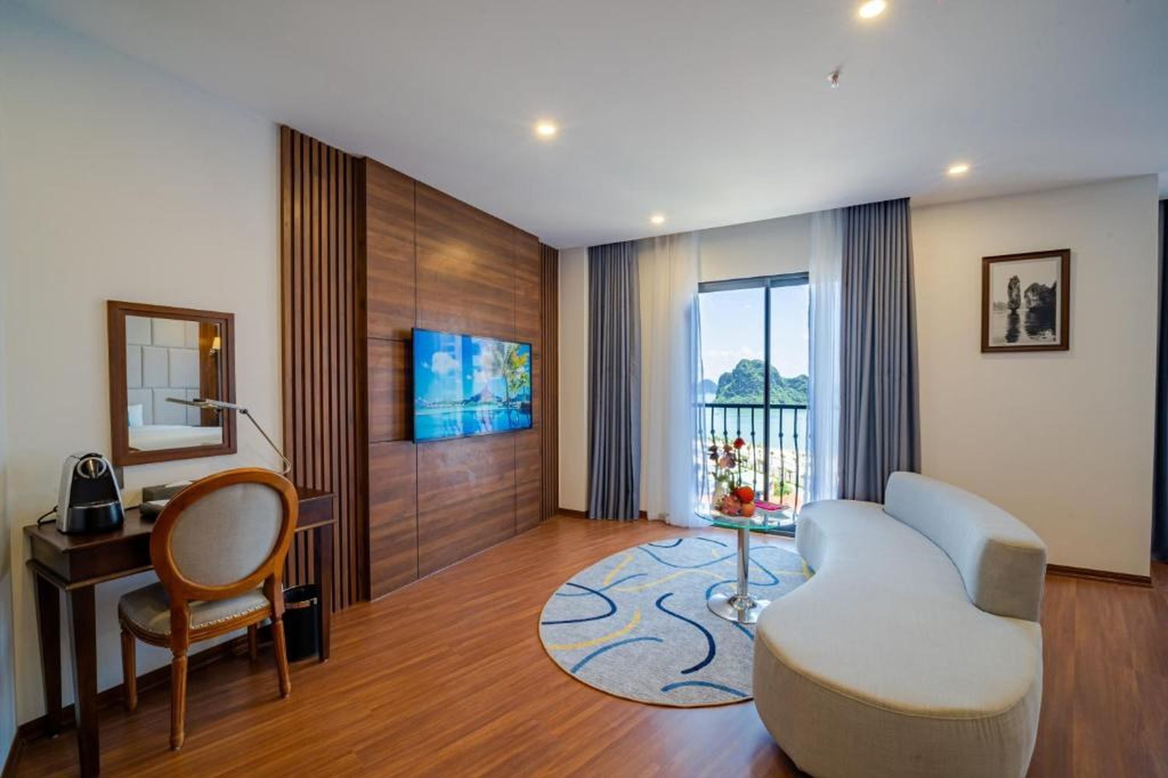 Paddington Hotel Halong Bayview - Hình 10