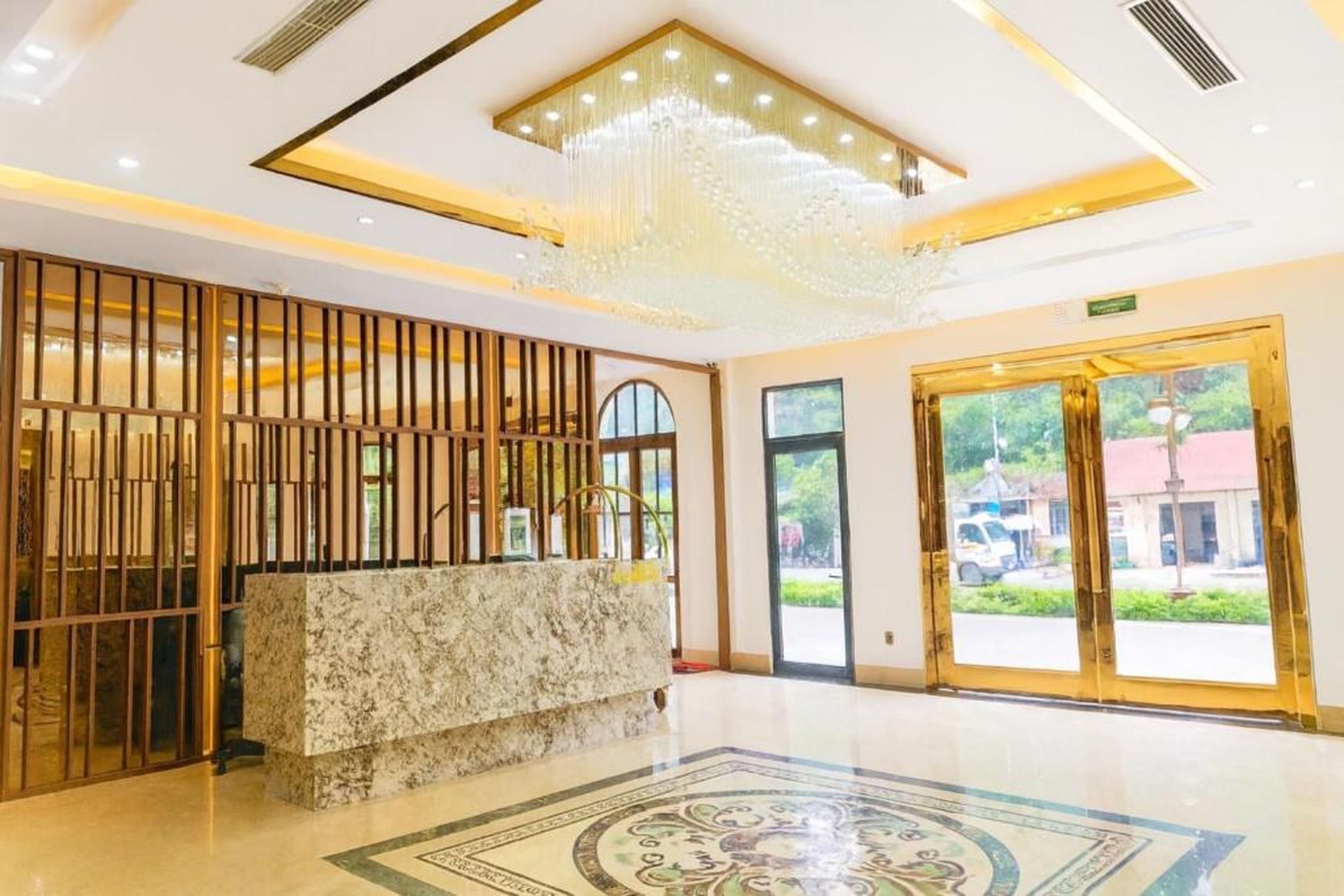 Emma Hotel - Hình 5
